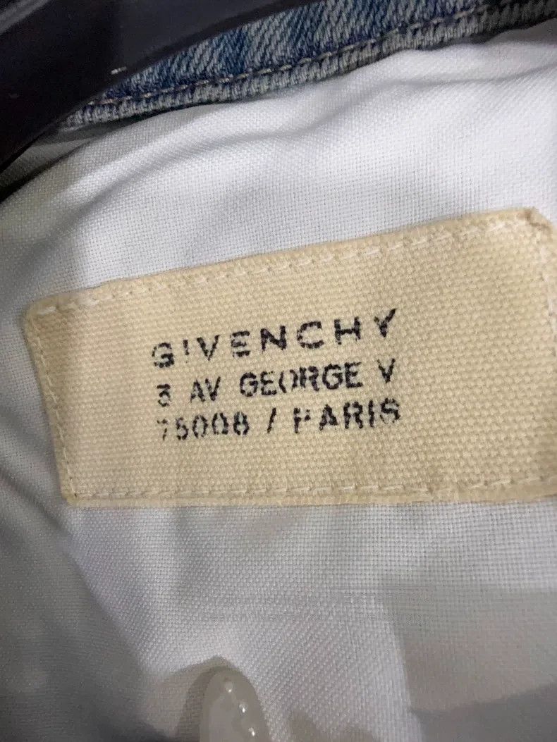 Givenchy Givenchy Light Blue Denim Jacket Size XS / US 0-2 / IT 36-38 - 3 Thumbnail