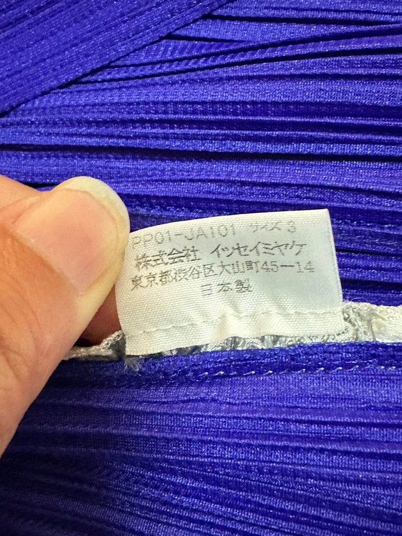 Issey Miyake Issey Miyake size:3 A noble purple wide-shouldered long co Size S / US 4 / IT 40 - 4 Thumbnail