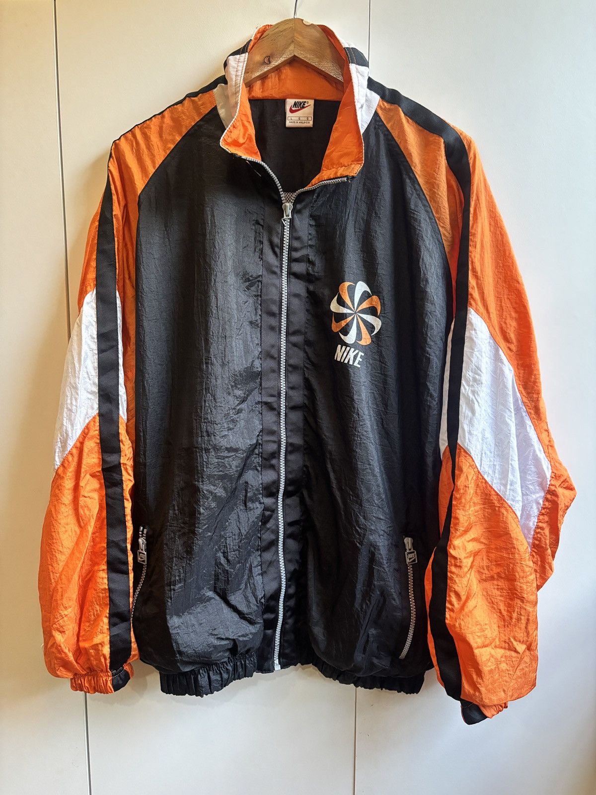 Nike 90s Nike Pinwheel Windbreaker Size US XL / EU 56 / 4 - 2 Thumbnail