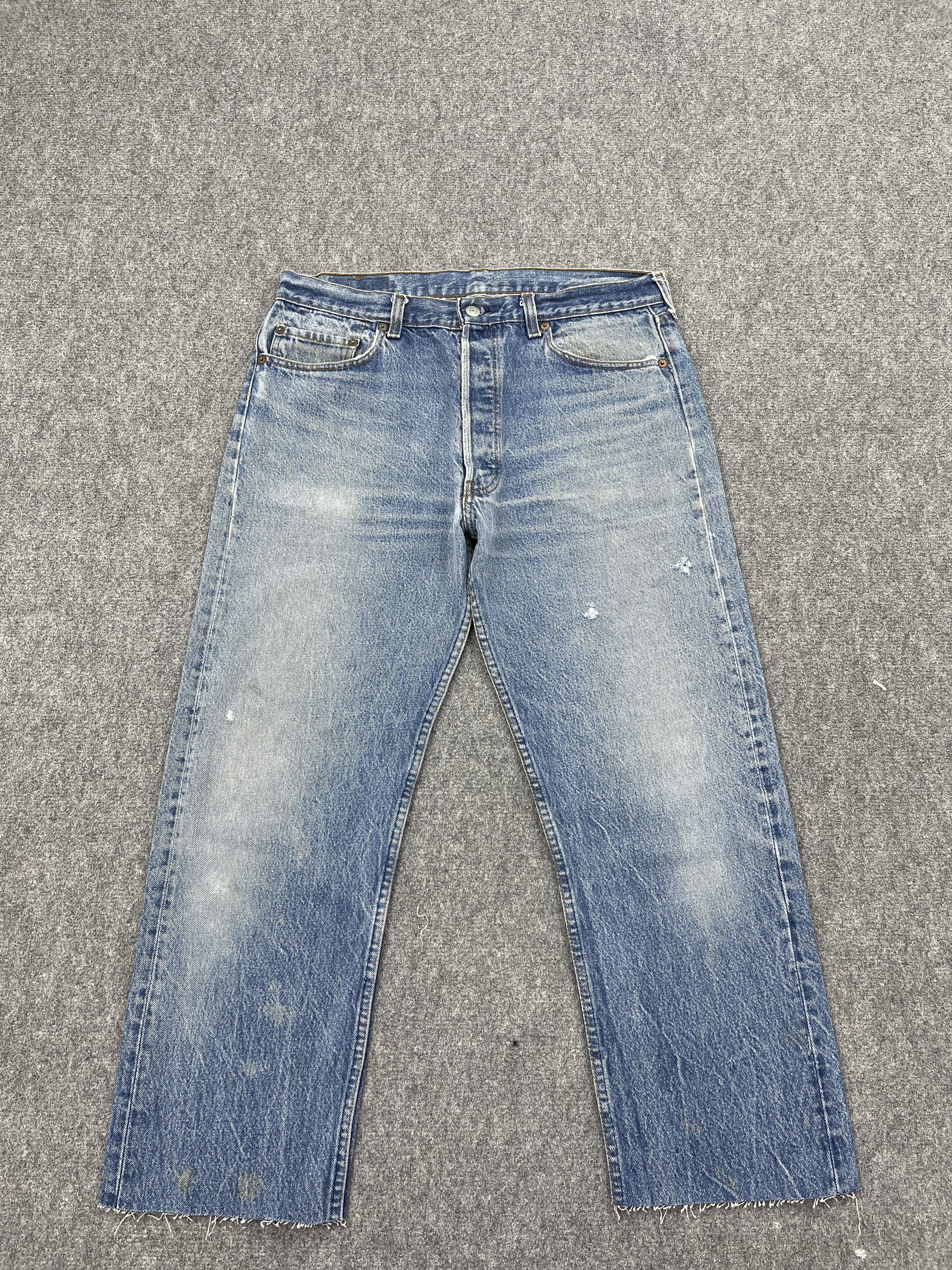Vintage 90s Levis 501 Faded Blue Jeans
