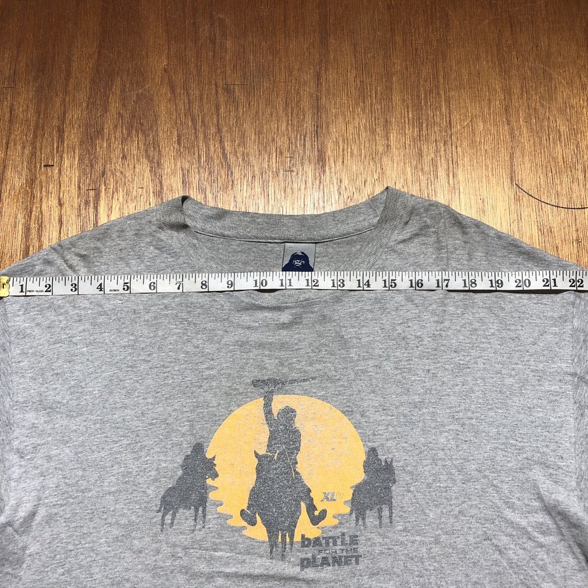 Vintage × Xlarge Xlarge “Battle For The Planet” Size US L / EU 52-54 / 3 - 7 Thumbnail