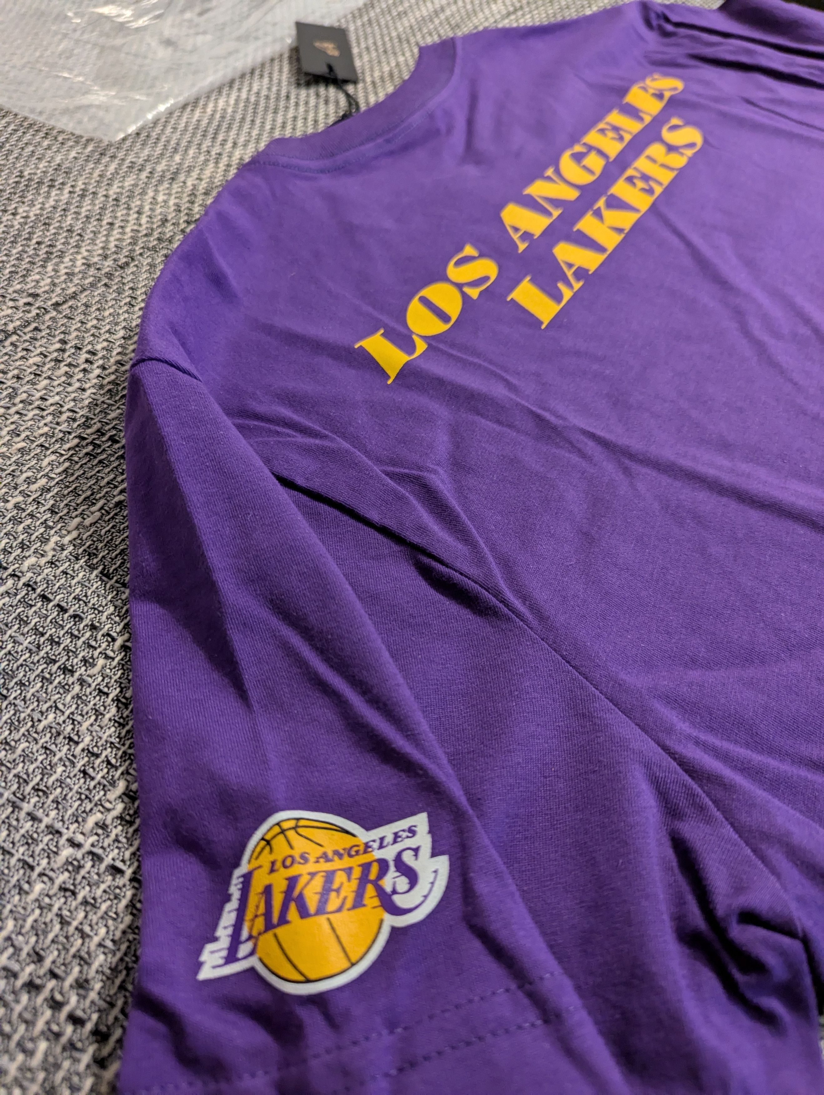 NBA × October's Very Own LA LAKERS x OVO (NBA T-shirt) [new / never worn] Size US XL / EU 56 / 4 - 3 Thumbnail
