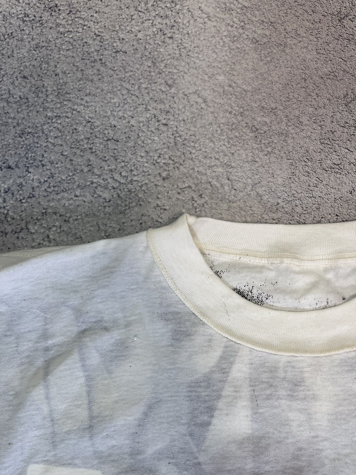 Band Tees Go West Indian Summer 1992 Band T-Shirt Size L USA VTG EMI Size US L / EU 52-54 / 3 - 13 Thumbnail