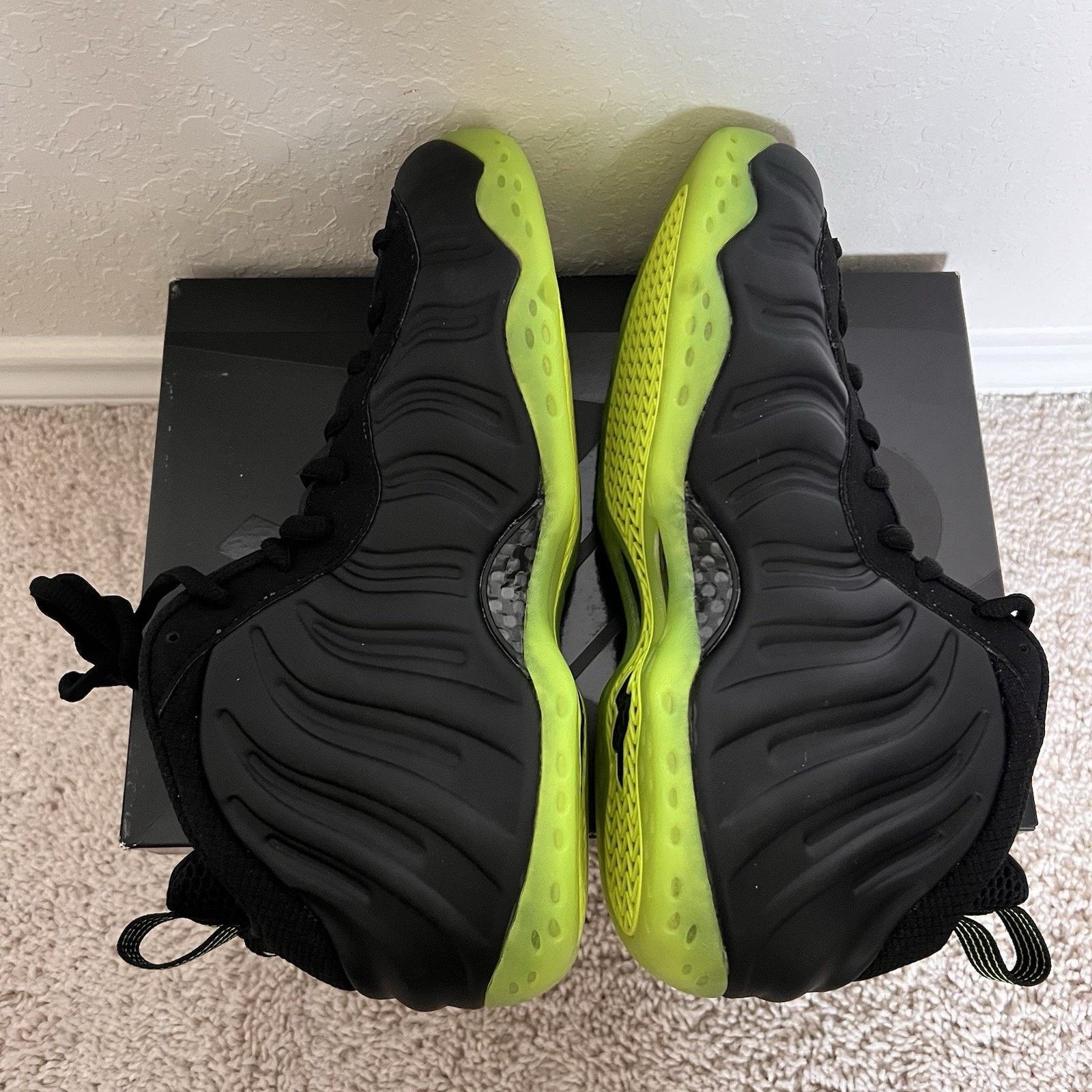 Nike Nike Air Foamposite One Black Volt Penny Hardaway Size 10 Size US 10 / EU 43 - 6 Thumbnail