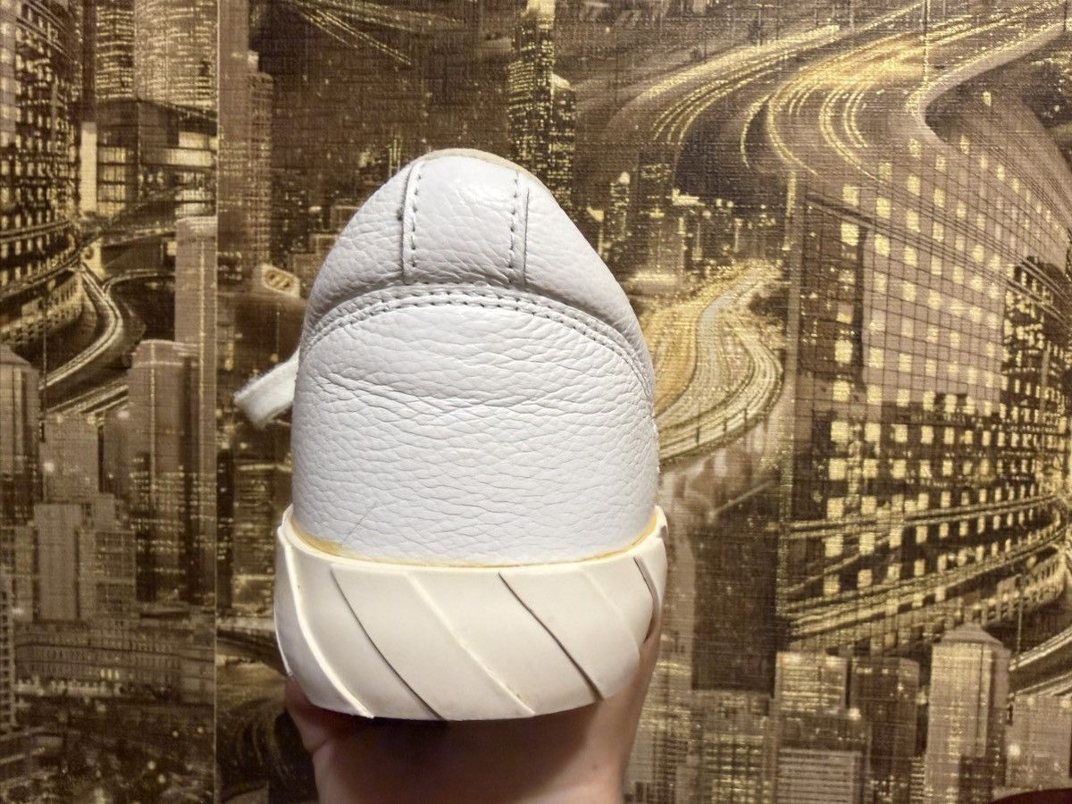Off-White Off-White Low Vulc White AW20 Size 42 Size US 9 / EU 42 - 13 Thumbnail