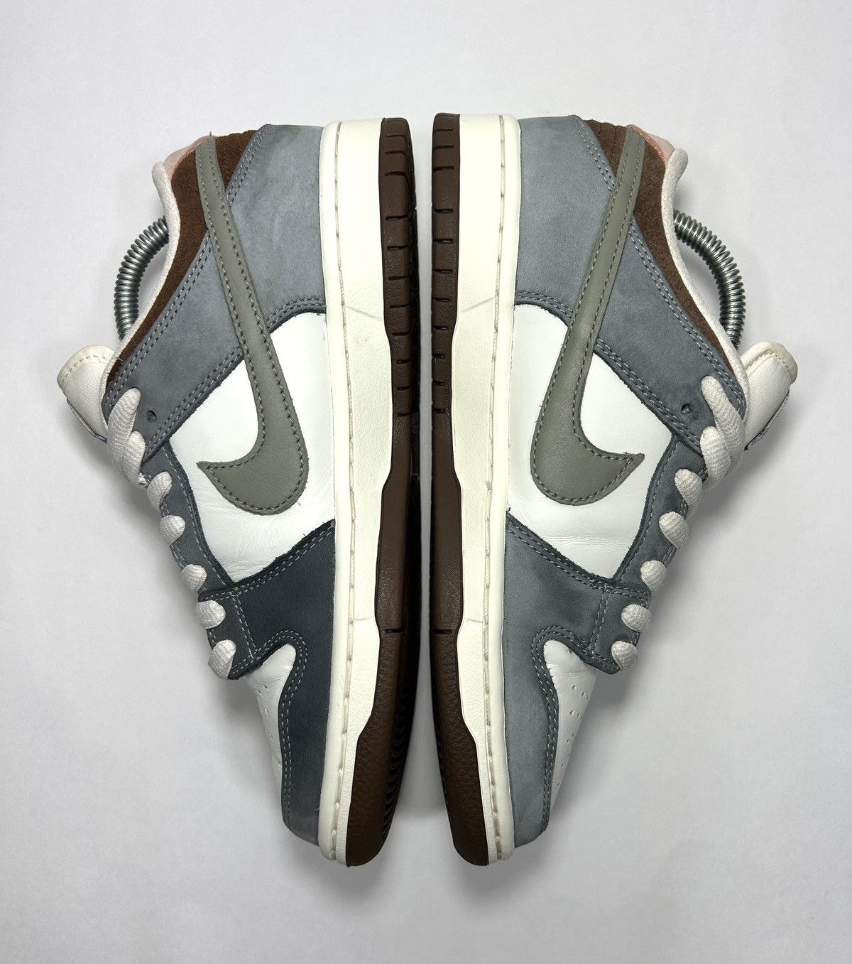 Nike Nike SB Dunk Low x Yuto Horigome ‘Wolf Grey’ Shoes Size: 6 M Size US 6 / EU 39 - 3 Thumbnail