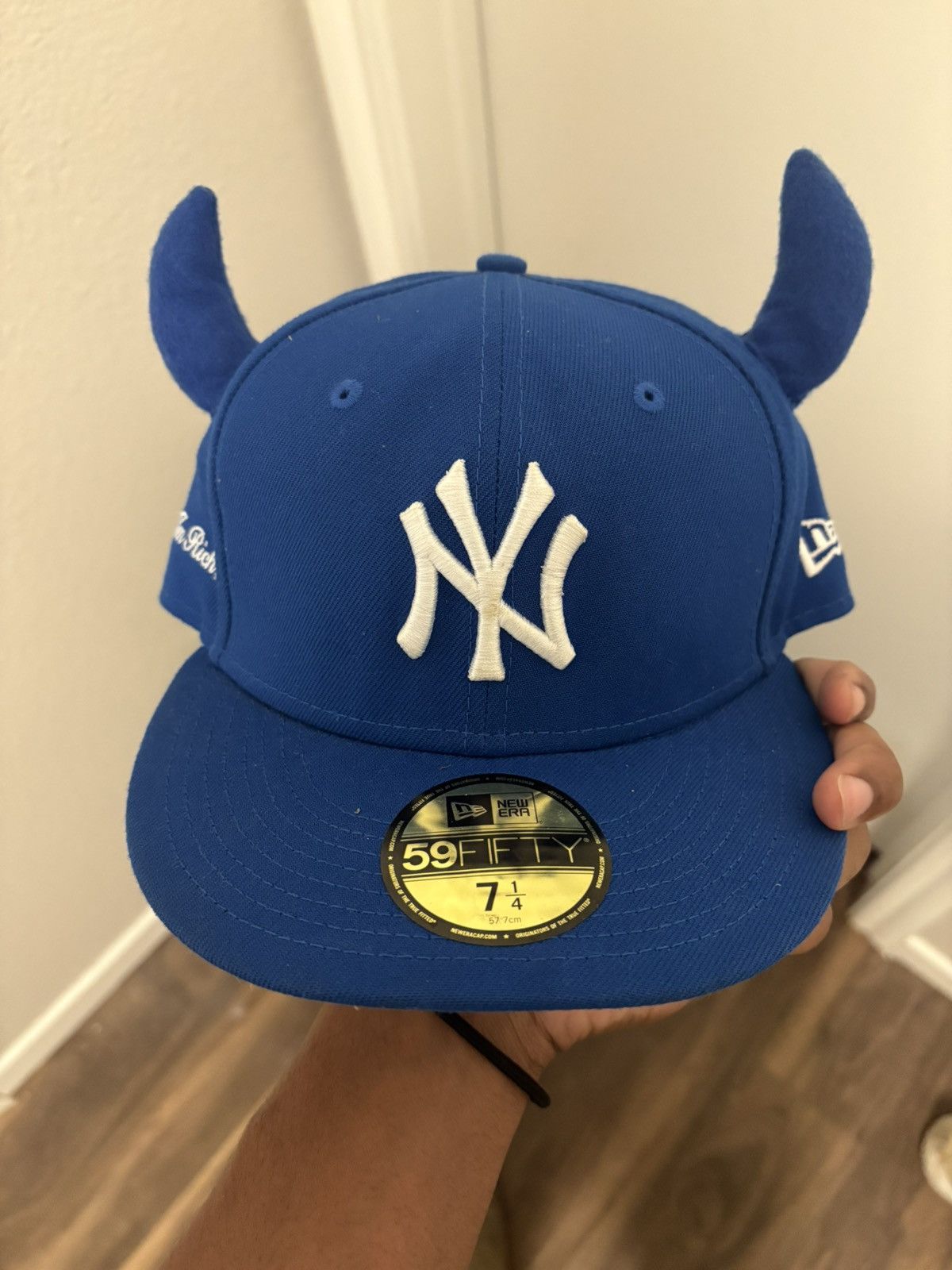 Other New Era Yankees Horned / Silk Lining Size ONE SIZE - 7 Thumbnail