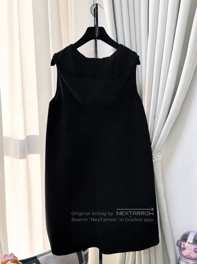 Chanel Chanel 25C Early Spring Vacation Series Black Half-high Co Size XS / US 0-2 / IT 36-38 - 3 Thumbnail
