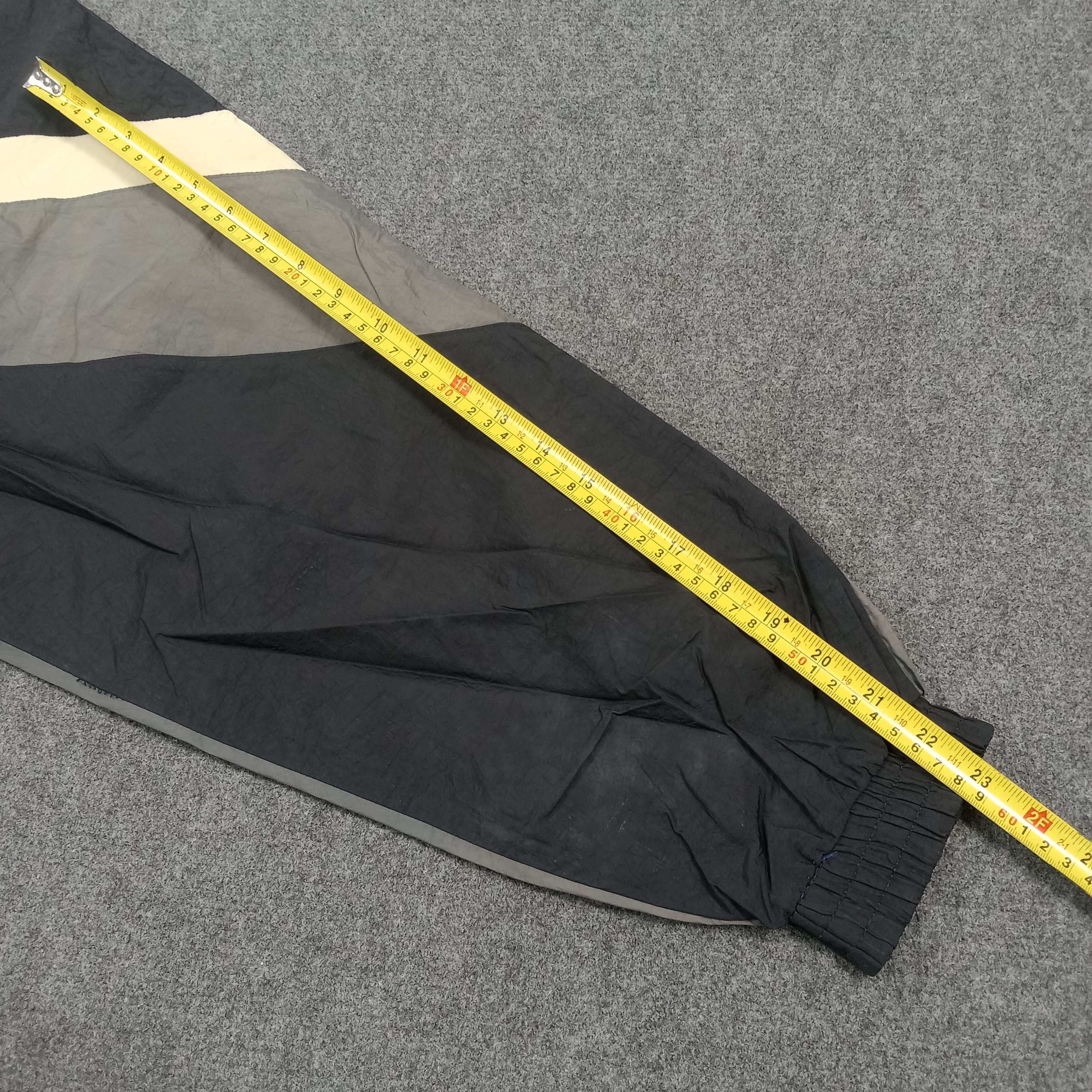 Reebok 90's Reebok Windbreaker Jacket Oversize C290N25 Size US M / EU 48-50 / 2 - 8 Thumbnail