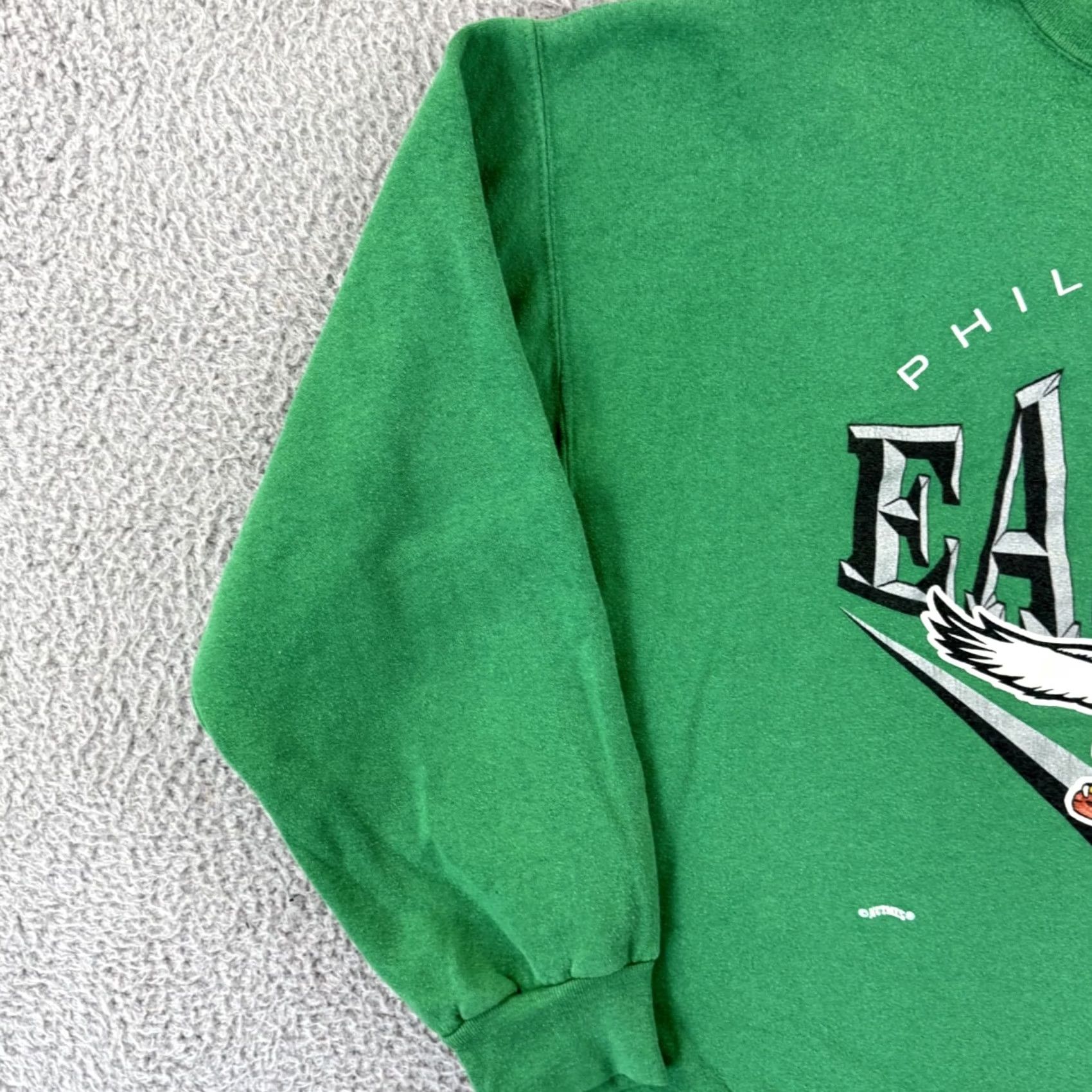 Nutmeg VINTAGE Nutmeg Sweatshirt Team 90s NFL Football Philadelphia Eagles Mens XL Green Graphic Print Crew Neck Pullover Long Sleeve Size US XL / EU 56 / 4 - 4 Thumbnail