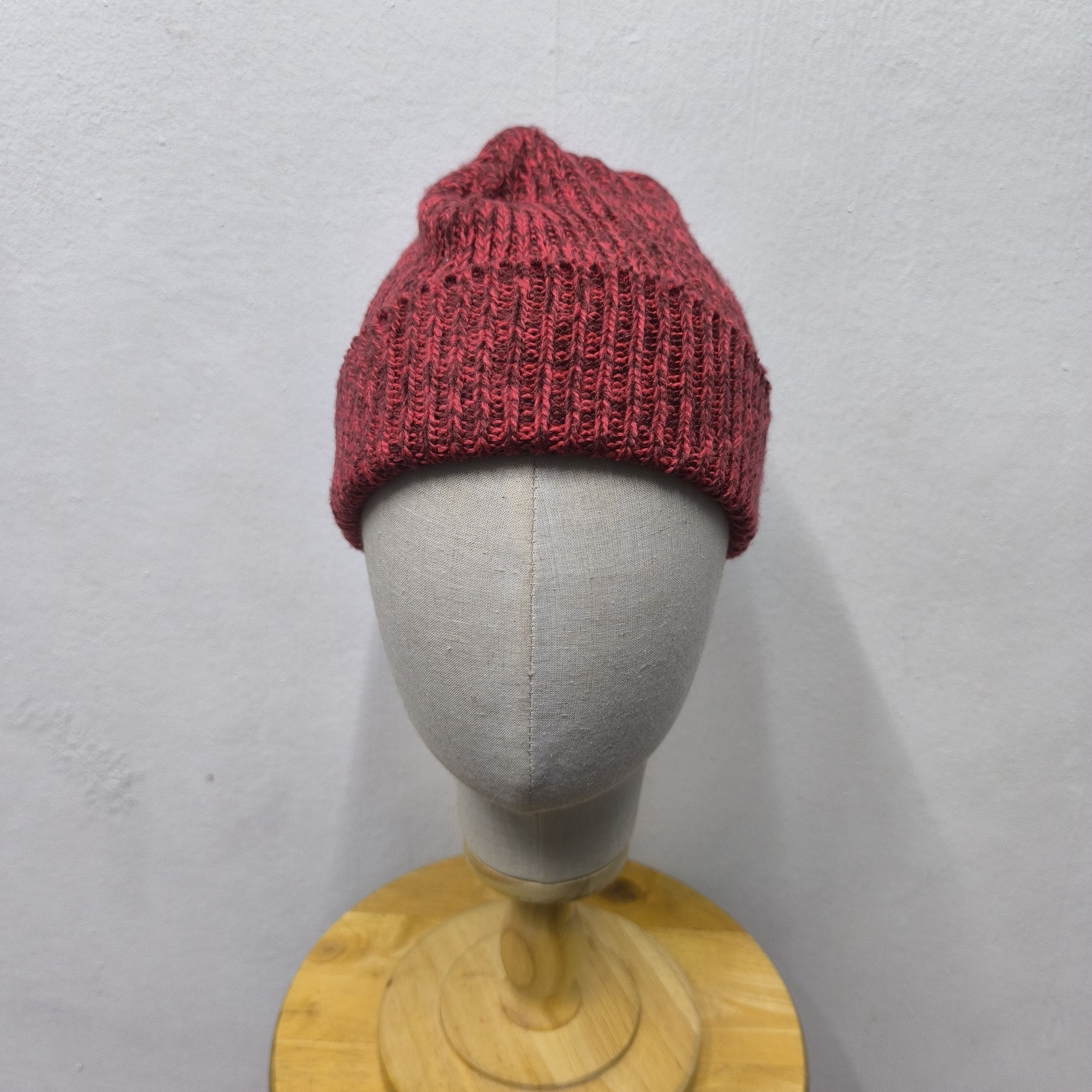 Japanese Brand 💥 Divided by h&m black label short beanie hat Size ONE SIZE - 2 Thumbnail