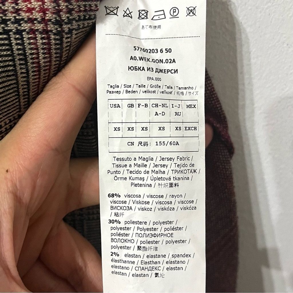 Weekend Max Mara Weekend MAX MARA Jersey Knit Plaid Comfy Midi Pencil Skirt Size 26" / US 2 / IT 38 - 5 Thumbnail