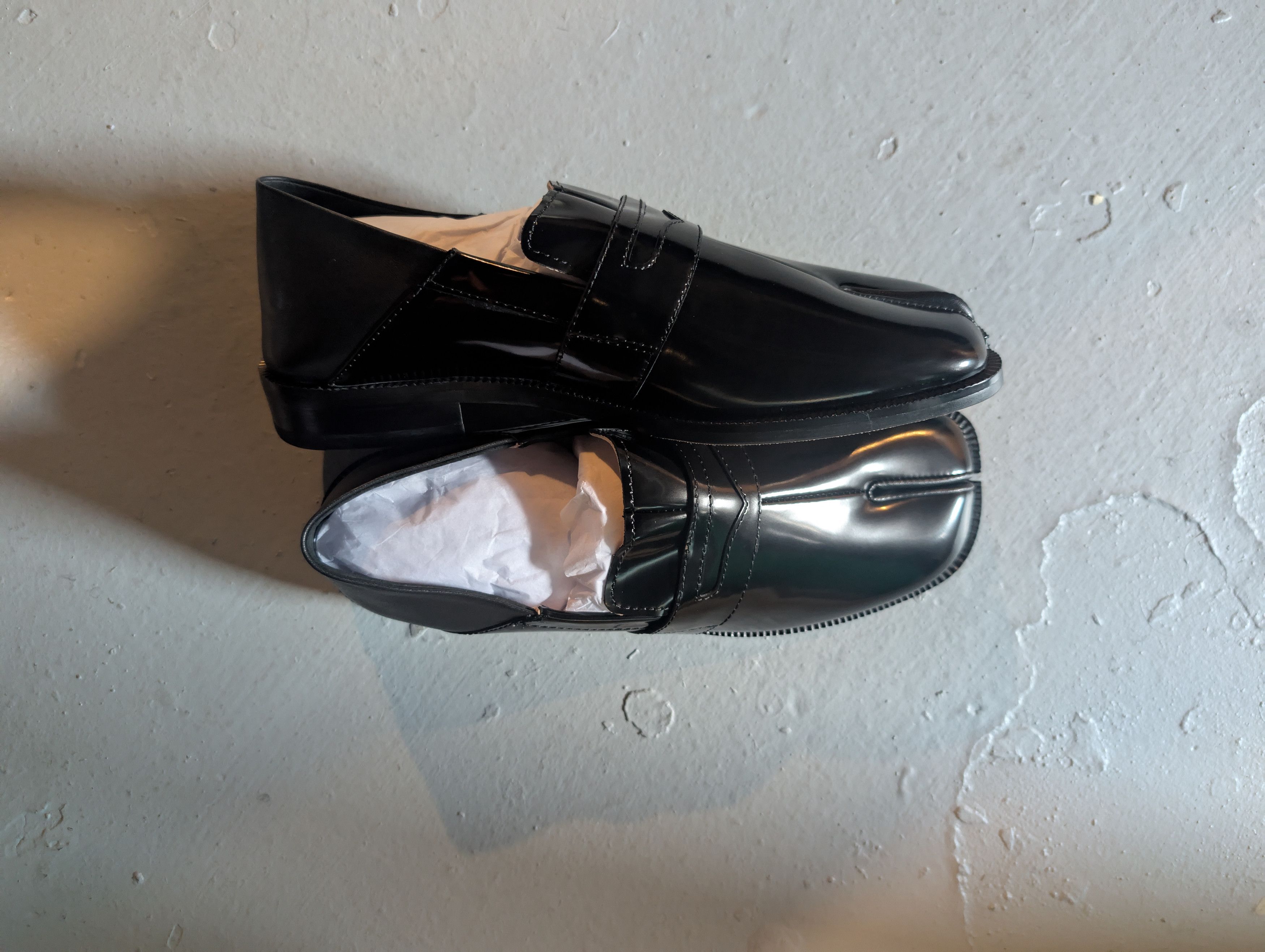 Tabi Footwear Vintage Black Tabi Flat Shoes Cow Leather, Unisex Size US 9.5 / EU 42-43 - 3 Thumbnail