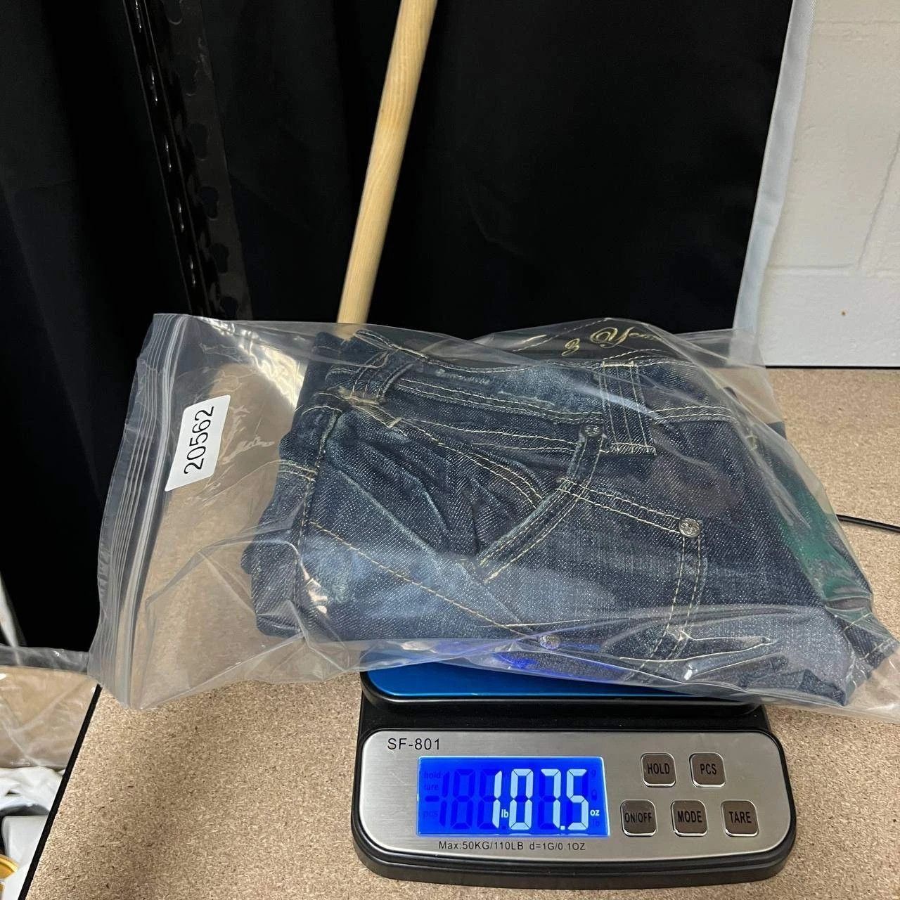 Other 3 Year Signature Jeans Women 6R Faded Boyfriend Denim 30x31 Size 30" / US 8 / IT 44 - 9 Thumbnail