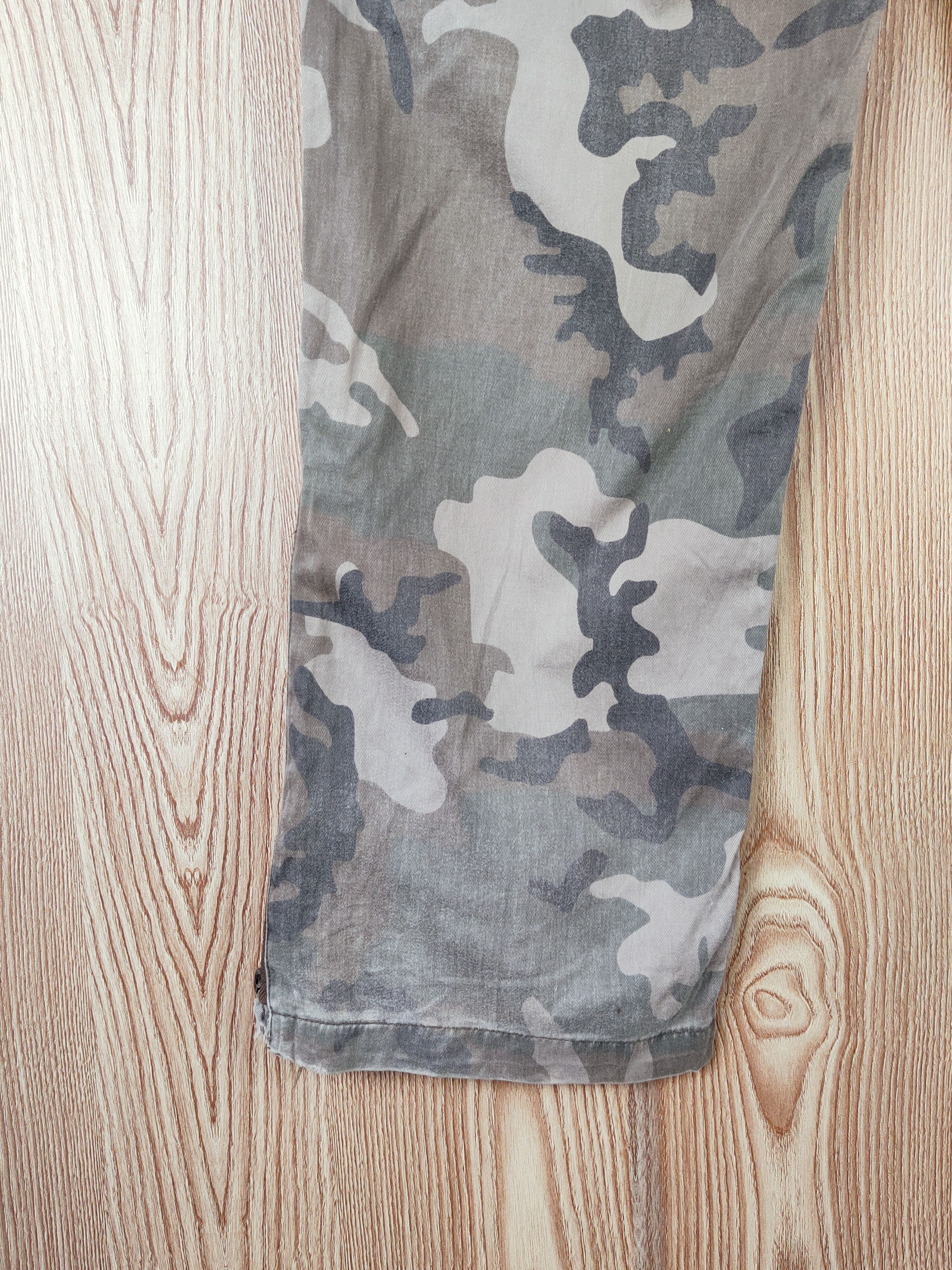 Japanese Brand DL Plusmore Camouflage Faded Multipocket Cargo Pants #S2775 Size US 36 / EU 52 - 10 Thumbnail