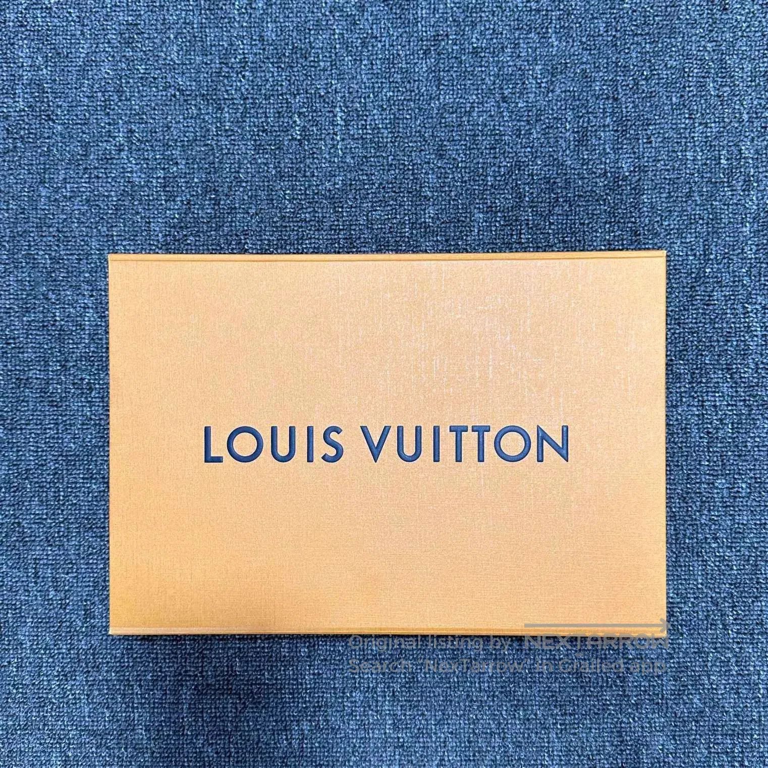 Louis Vuitton Louis Vuitton Beige Monogram Wool Scarf. Size ONE SIZE - 4 Thumbnail