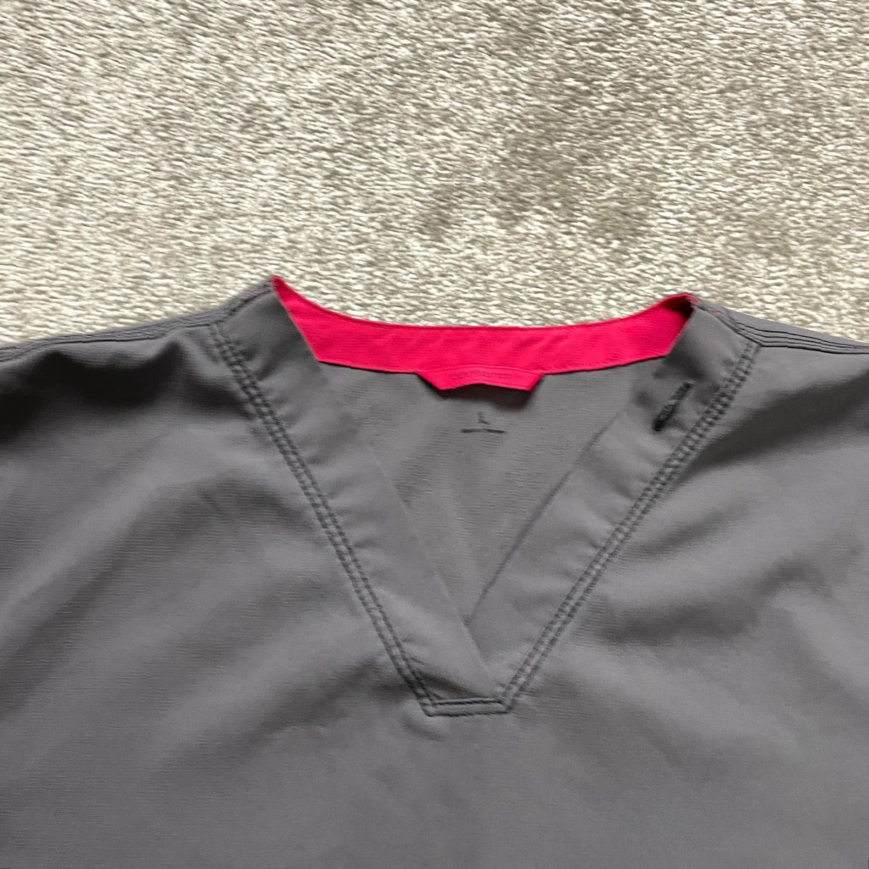 Carhartt Carhartt Force Top Scrub Unisex Adult Large Gray V-Neck Medical Uniform Workwear Size US L / EU 52-54 / 3 - 3 Thumbnail