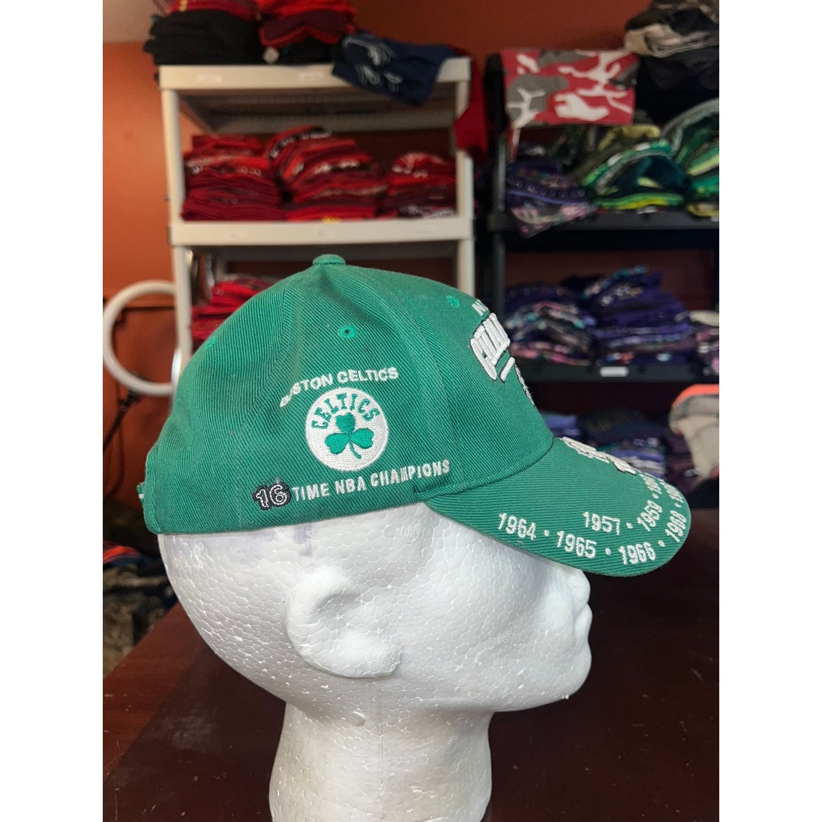 Reebok Boston Celtics NBA Champions Hat 16 Time Champs Green Cap Size ONE SIZE - 6 Thumbnail