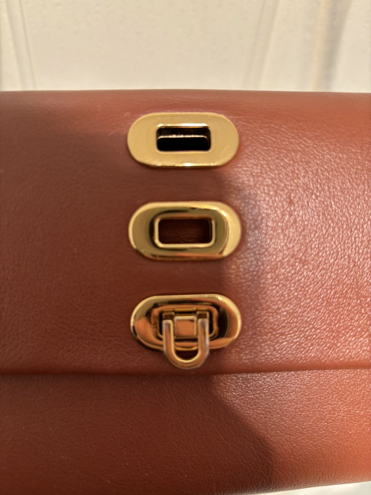 Fossil Leather Clutch/ Cross body wallet Size ONE SIZE - 3 Thumbnail