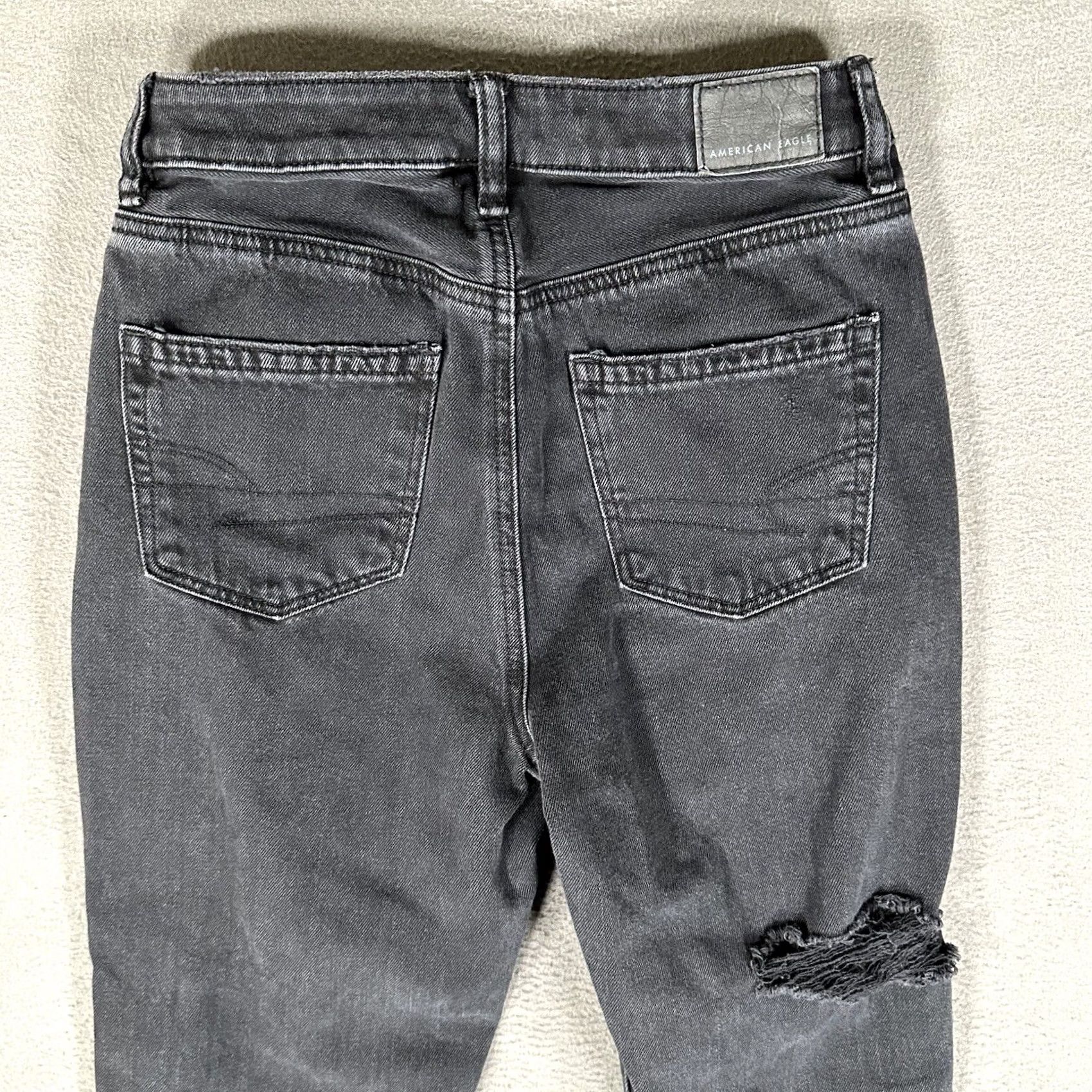 American Eagle Outfitters American Eagle Jeans Womens Gray Mom Jean Comfort Stretch Waistband Mid Rise 0 Size 25" / US 0 / IT 36 - 4 Thumbnail
