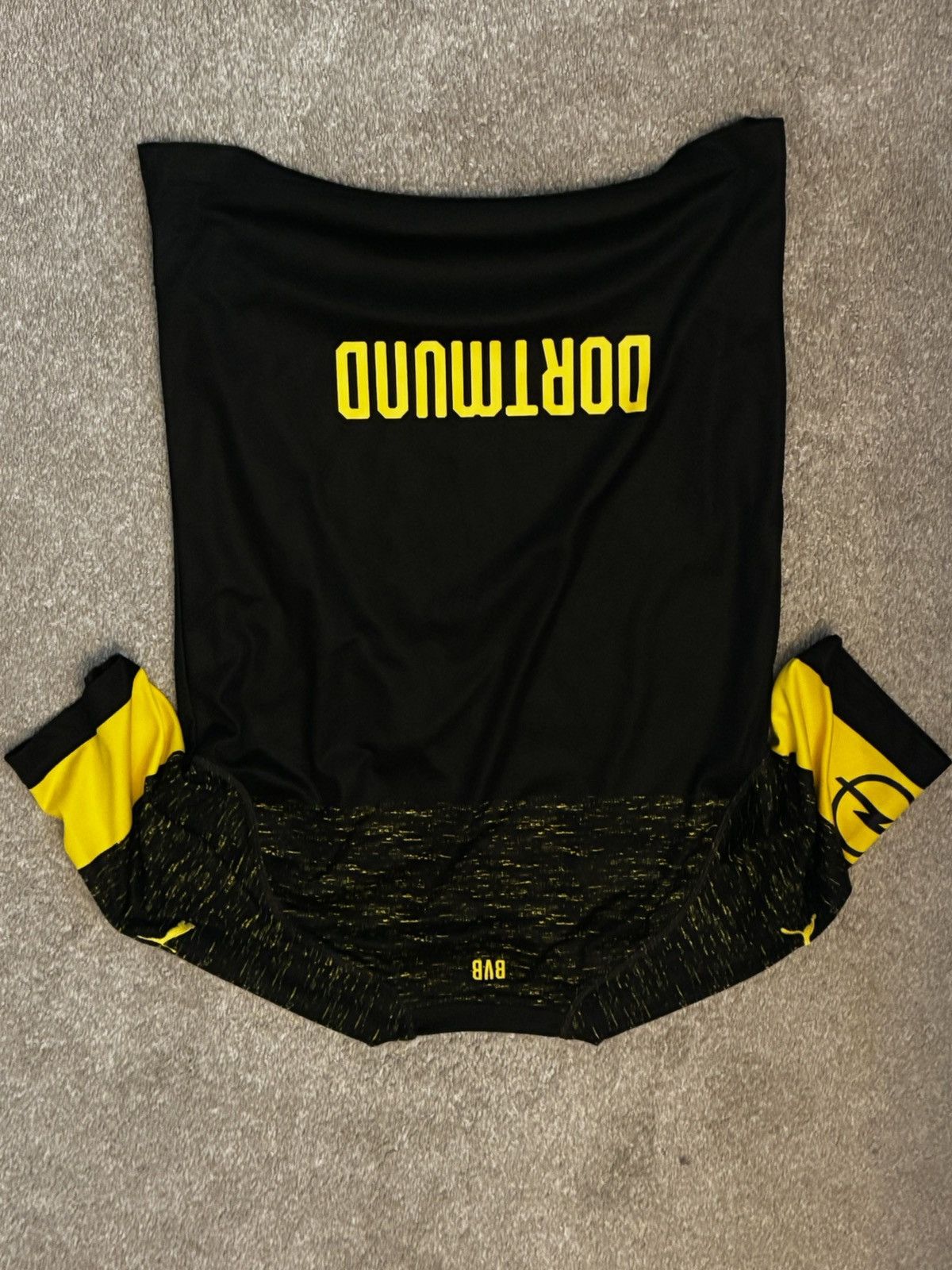 Other BVB 2018/19 Away kit Size US S / EU 44-46 / 1 - 3 Thumbnail