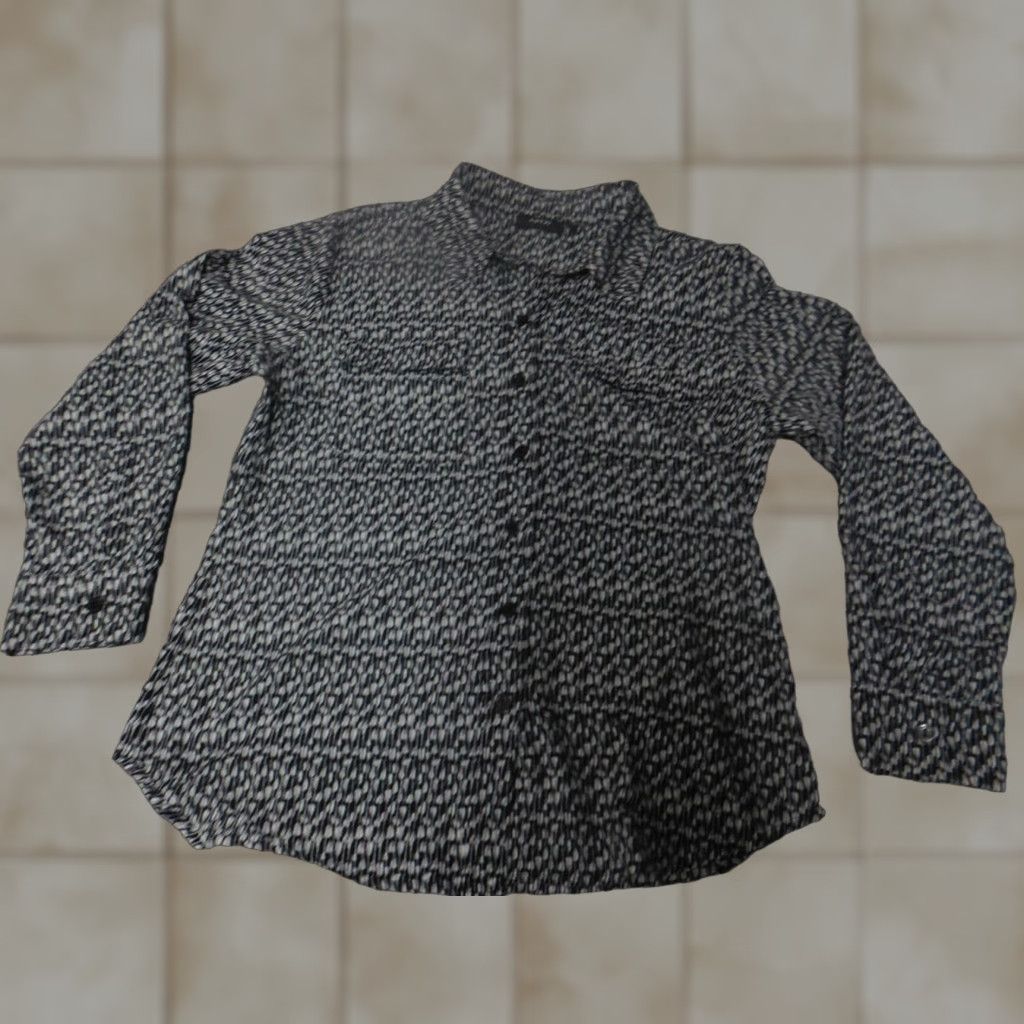 Apt. 9 Apt 9 Blouse Womens PM Petites Black Button Down Long Sleeve Collared Cotton Polyester Rayon Stretch Size M / US 6-8 / IT 42-44 - 1 Thumbnail