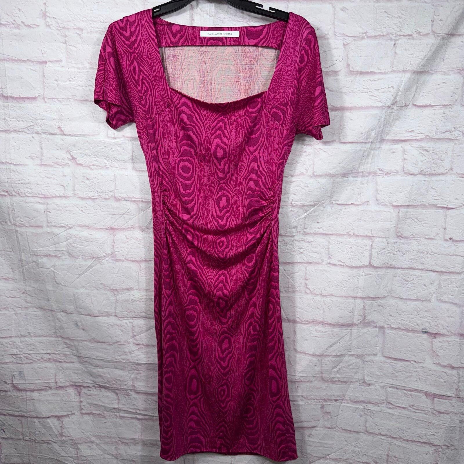 Diane von Furstenberg Diane von Furstenberg Pink Patterned Dress Size ONE SIZE - 1 Thumbnail