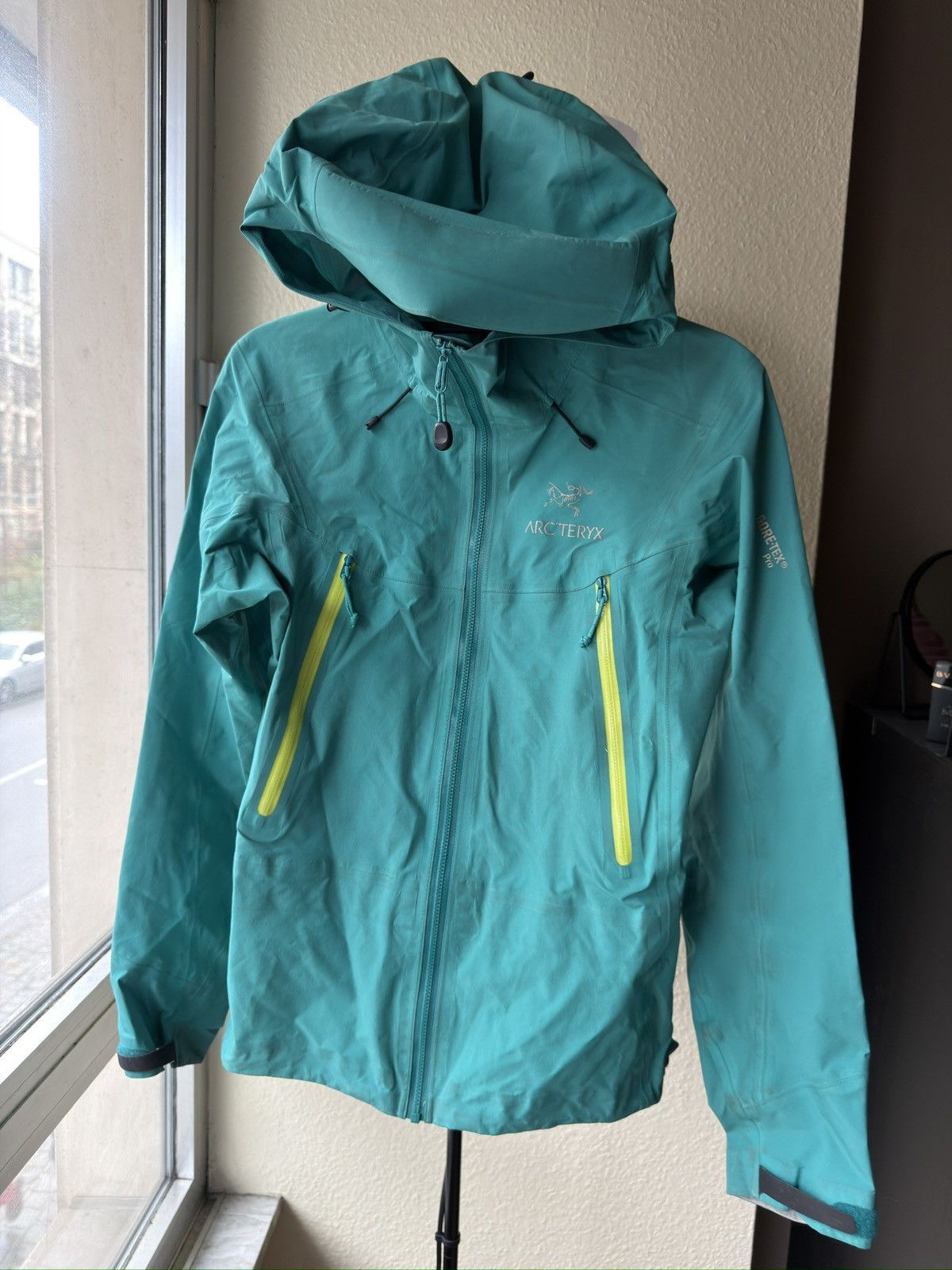 Arc'teryx Arcteryx gore tex jacket outdoor Size S / US 4 / IT 40 - 2 Thumbnail