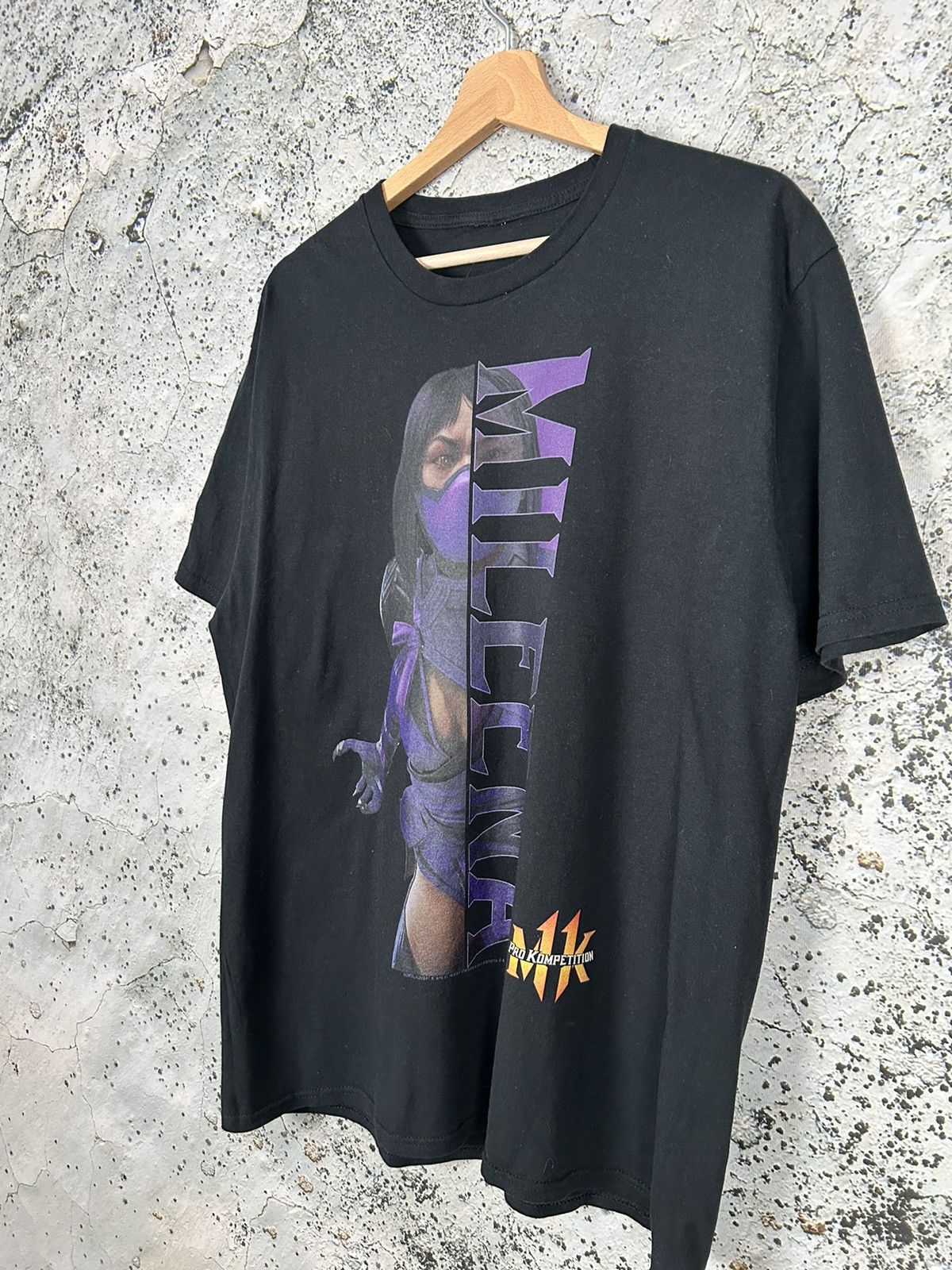 Playstation × Vintage Vintage Mortal Kombat Mileena Graphic Tee Games Hype Size US XL / EU 56 / 4 - 2 Thumbnail
