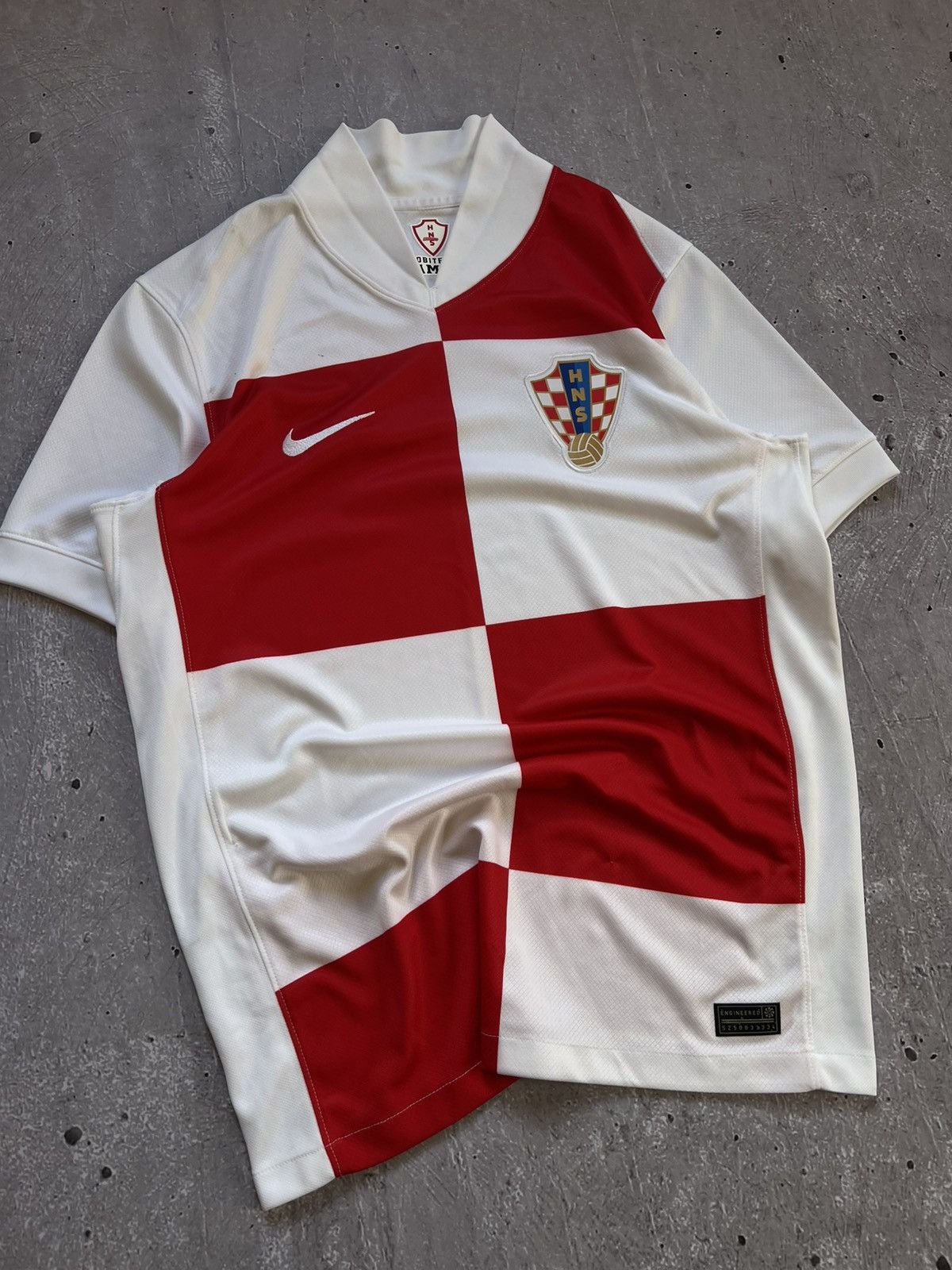 Nike CROATIA Nike Football Shirt 2024Soccer Jersey HNS Hrvatska M Size US M / EU 48-50 / 2 - 1 Thumbnail