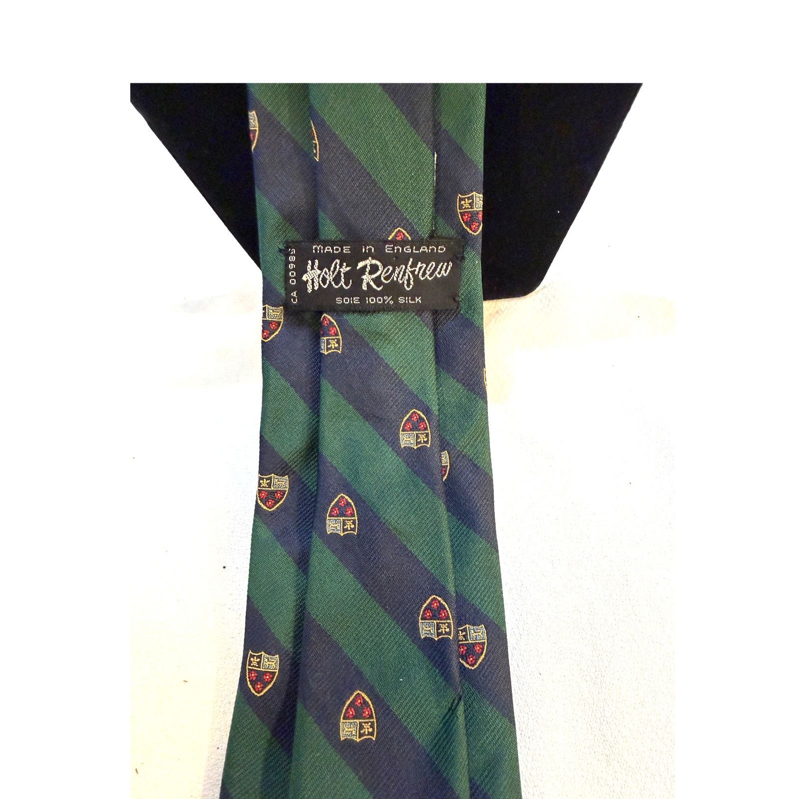 Holt Renfrew Holt Renfrew Vintage 100% Silk Tie - Excellent Condition Size ONE SIZE - 2 Thumbnail