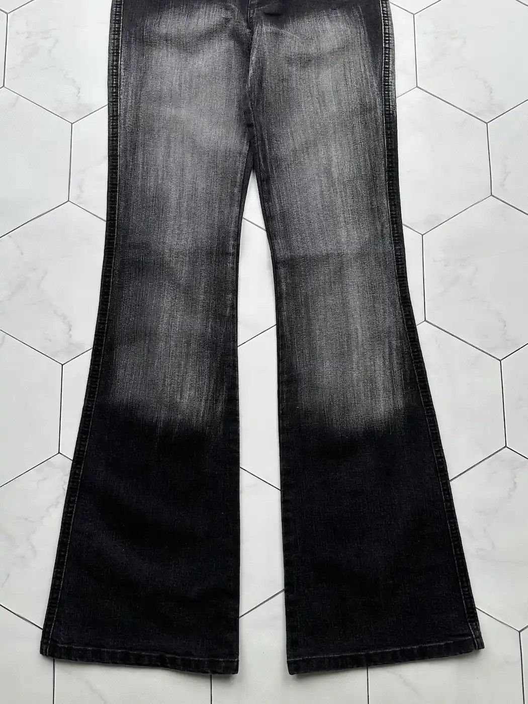 Japanese Brand Vintage Faded Flare Jeans (B522)E2 Size 29" - 3 Thumbnail