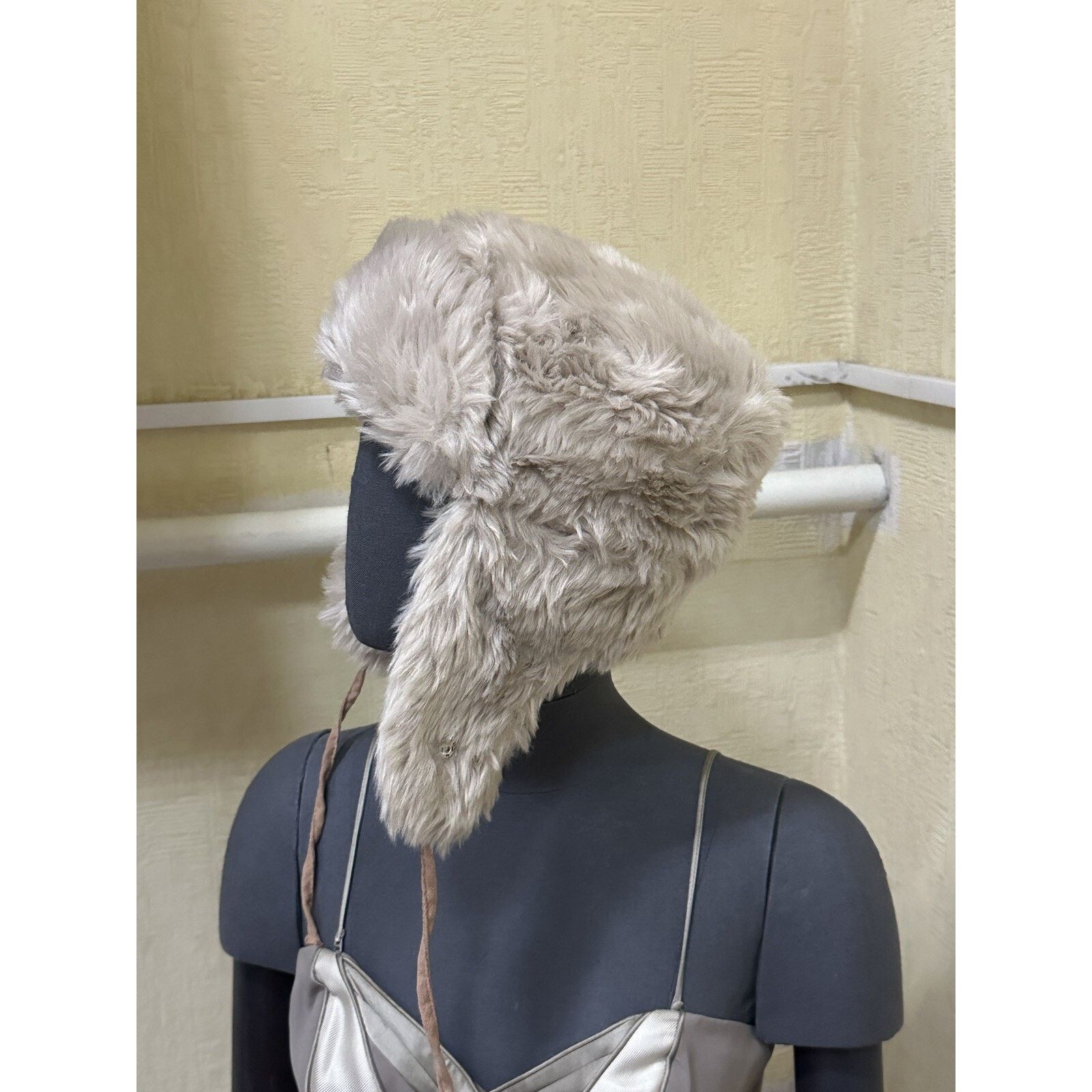 Vintage Vintage Crazy Faux Fur Trapper Y2K Cute Fuzzy Ushanka Hat Size ONE SIZE - 2 Thumbnail