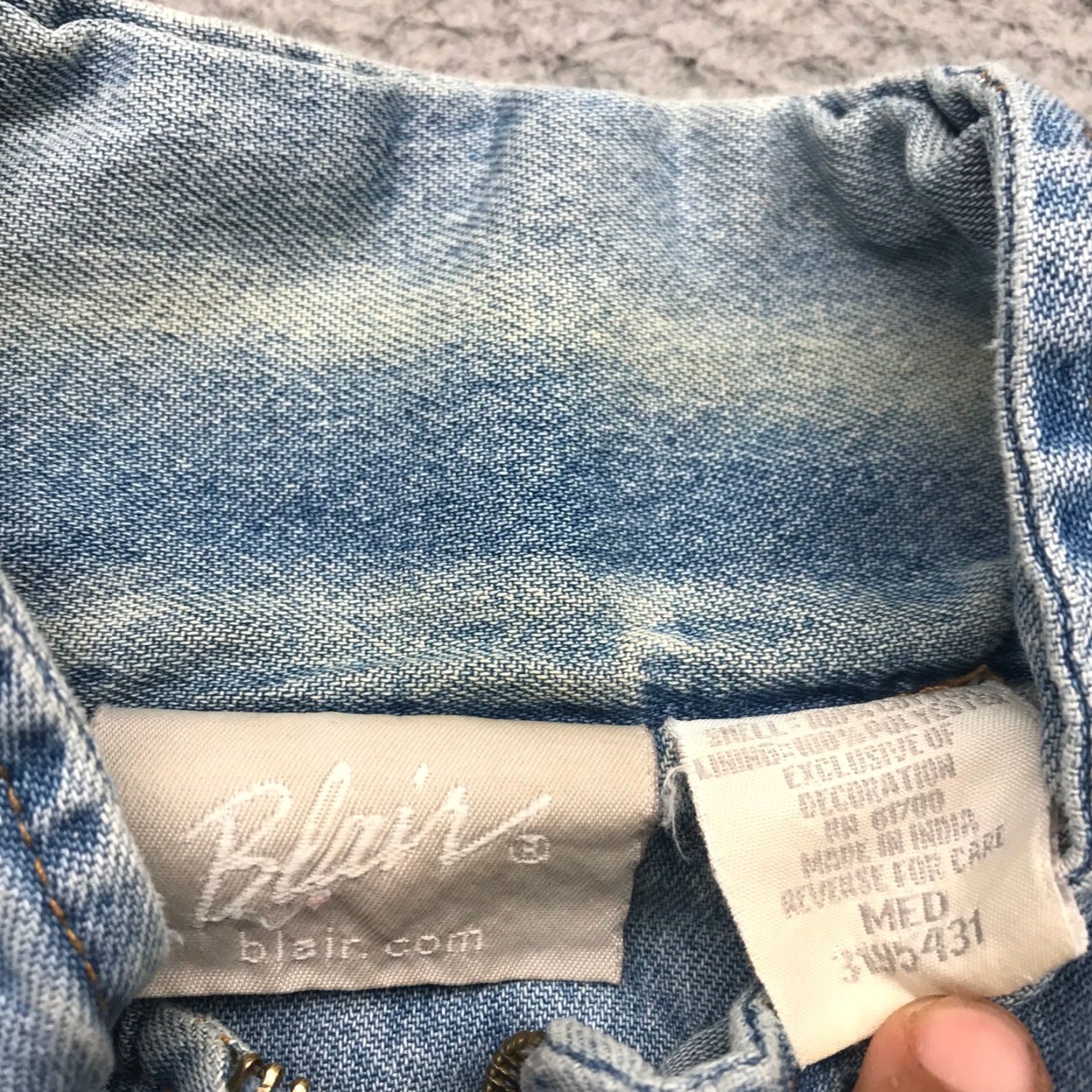 Blair VINTAGE Blair Denim Quilted Lined Floral Flower Jacket Womens M Blue Gray Zip Pockets Embroidered 90s 80s Flower Casual Party/Cocktail Jacket Womens Size M / US 6-8 / IT 42-44 - 3 Thumbnail