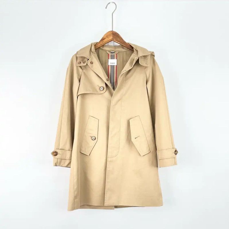 Burberry Women’s Khaki Spring Autumn Trench Coat