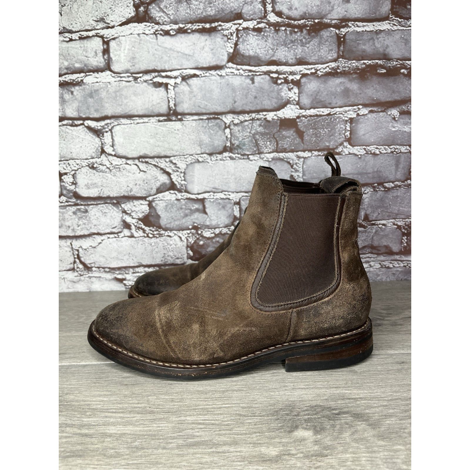 Thursday Boot Company Thursday EveryDay Mocha Brown Suede Leather Chelsea Ankle Bo Size US 6 / EU 39 - 2 Thumbnail