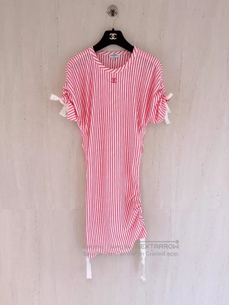 Chanel Chanel 19C Cruise Series Pink and White Striped Drawstring Size XXS / US 00 / IT 34 - 1 Thumbnail