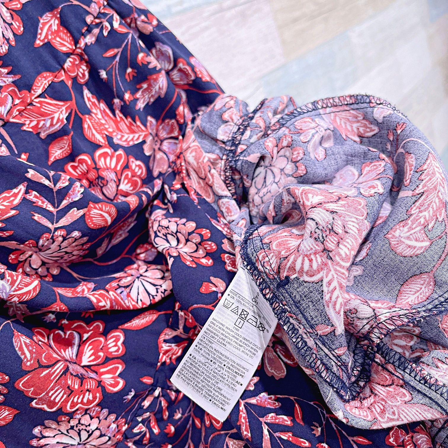 Old Navy OLD NAVY Paisley Mini Cami Sundress Blue Red Womens Small Size S / US 4 / IT 40 - 7 Thumbnail