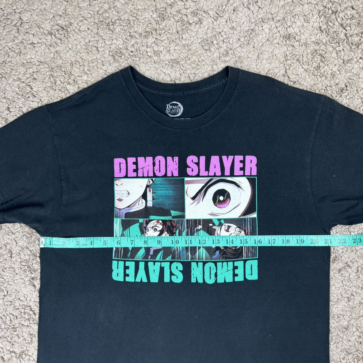 Anime Demon Slayer Graphic featuring Tanjiro Kamado T-shirt Size US L / EU 52-54 / 3 - 9 Thumbnail