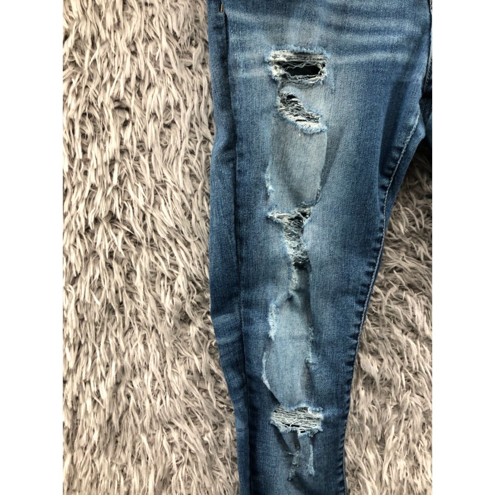 Buckle Black VINTAGE Buckle Black Fit No. 53 Skinny Jeans Womens Medium Blue 27x32 Regular Waist 30in 5-Pocket Denim Jeans Womens Jeans Distressed No Pattern Solid Size 27" / US 4 / IT 40 - 6 Thumbnail