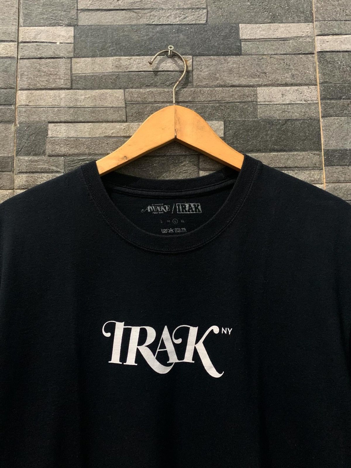 Awake NY × IRAK Awake NY x IRAK Size US L / EU 52-54 / 3 - 1 Thumbnail