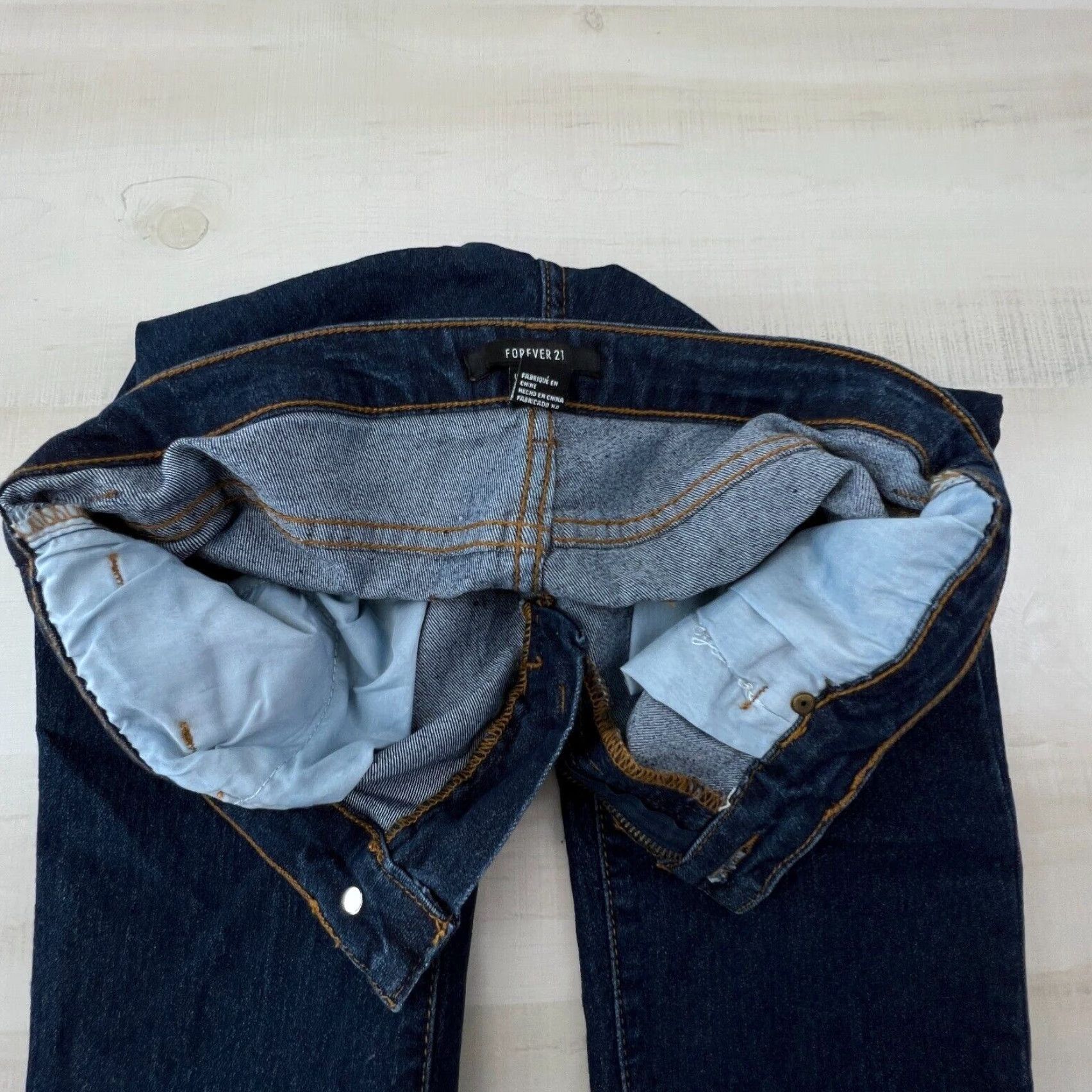 Forever 21 Forever 21 Womens Dark Blue Skinny Jeans 28 Mid Rise Stretch Denim Casual Size 28" / US 6 / IT 42 - 5 Thumbnail