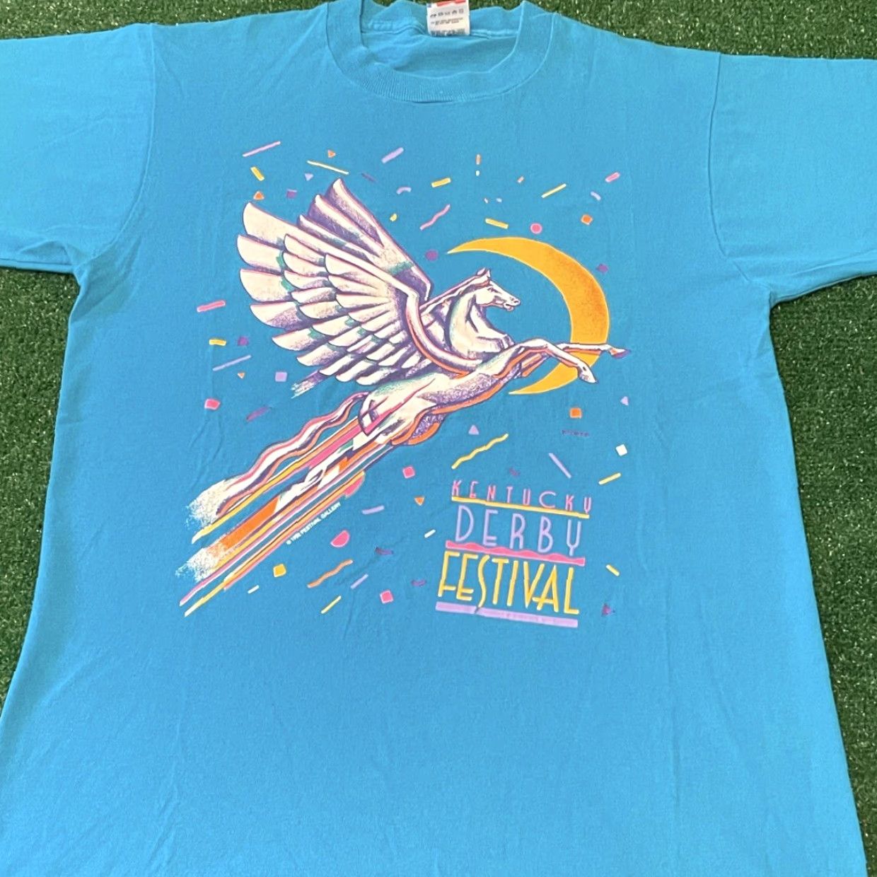 Vintage VTG 90s Kentucky Derby Festival Pegasus Art Vintage 1992 Shirt Mens Size M Blue 90s Mens T-Shirt Size US M / EU 48-50 / 2 - 4 Thumbnail
