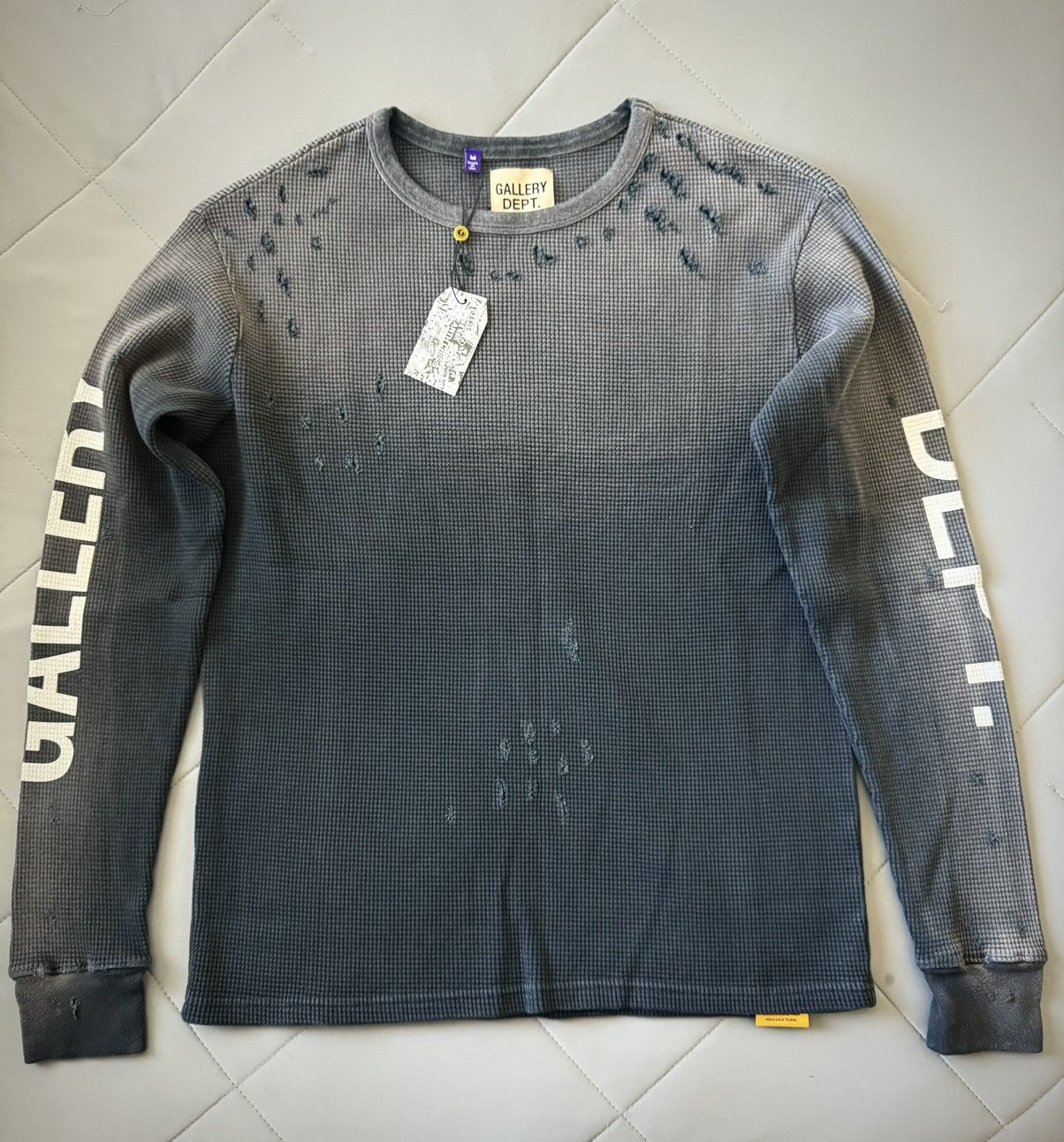 Gallery Dept. Urcle Distressed Thermal Long Sleeve Sz Medium