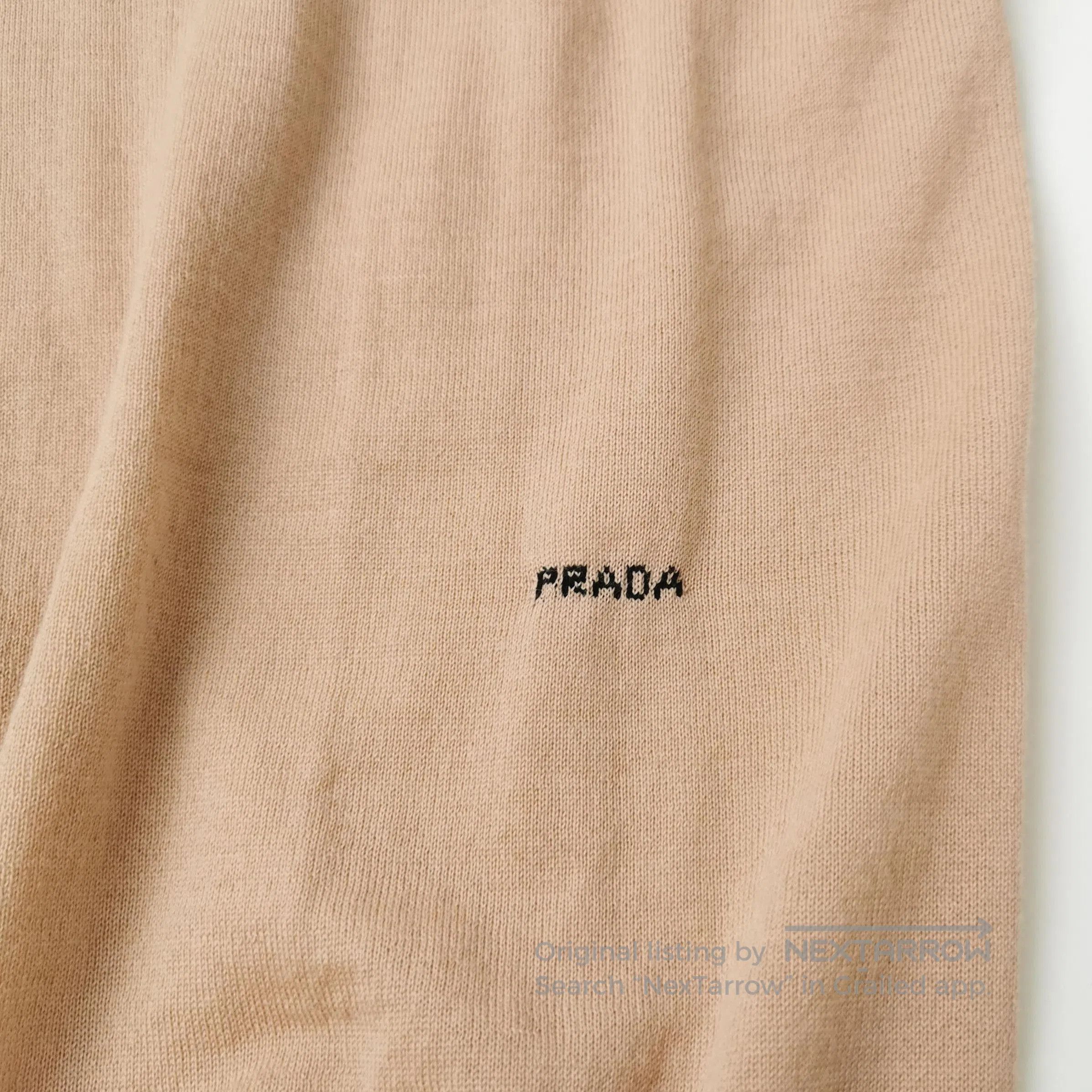 Prada Prada Logo Round Neck Wool Knit Top . Size S / US 4 / IT 40 - 3 Thumbnail