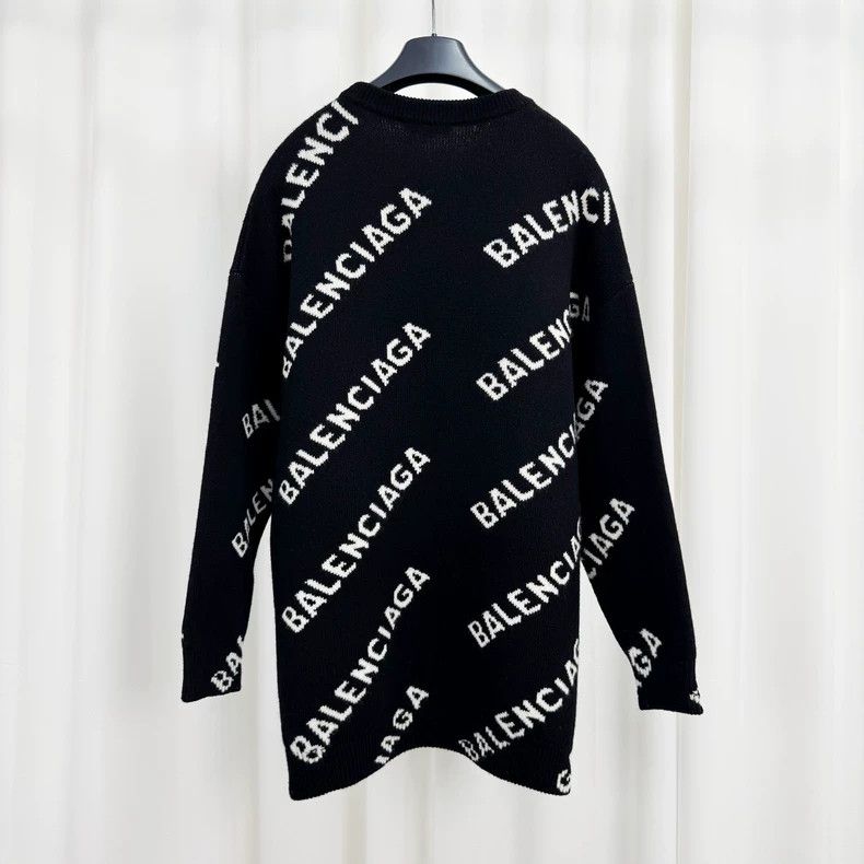 Balenciaga Balenciaga Black bullet screen full of knitted sweaters Size US S / EU 44-46 / 1 - 2 Thumbnail