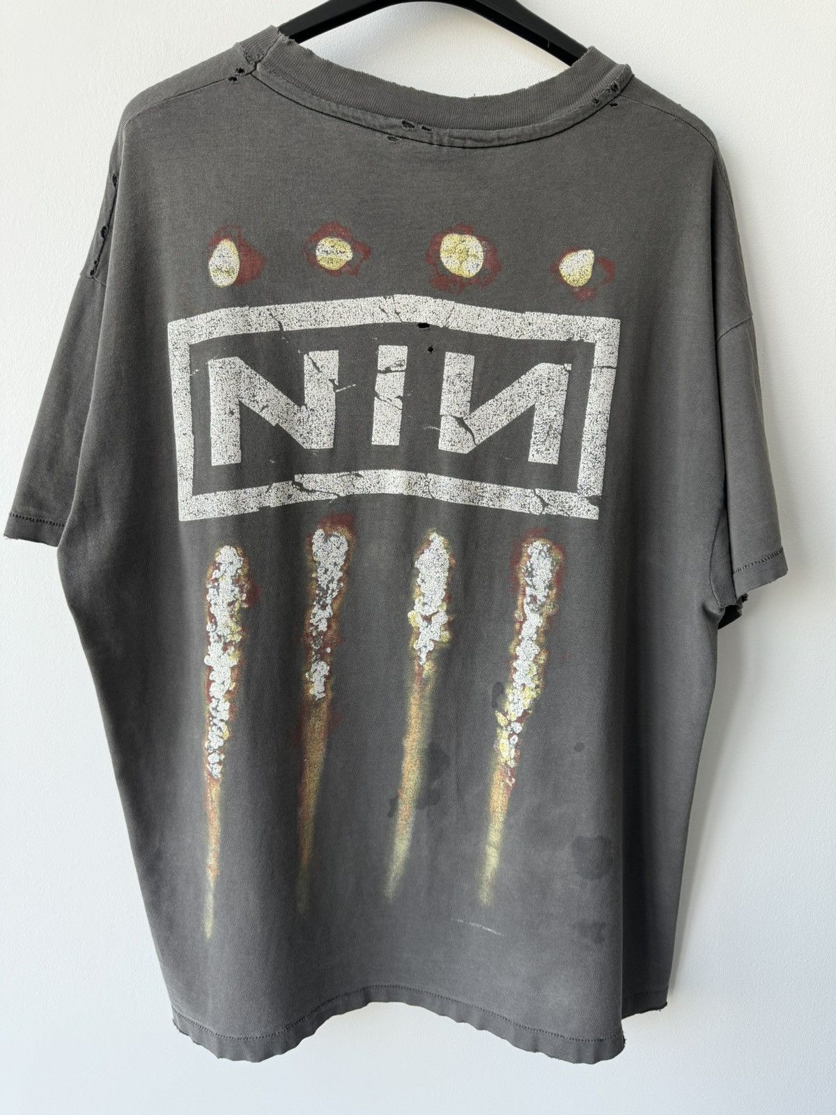 Vintage VINTAGE NINE INCH NAILS 1994 DOWNWARD SPIRAL T SHIRT FADED Size US XL / EU 56 / 4 - 7 Thumbnail
