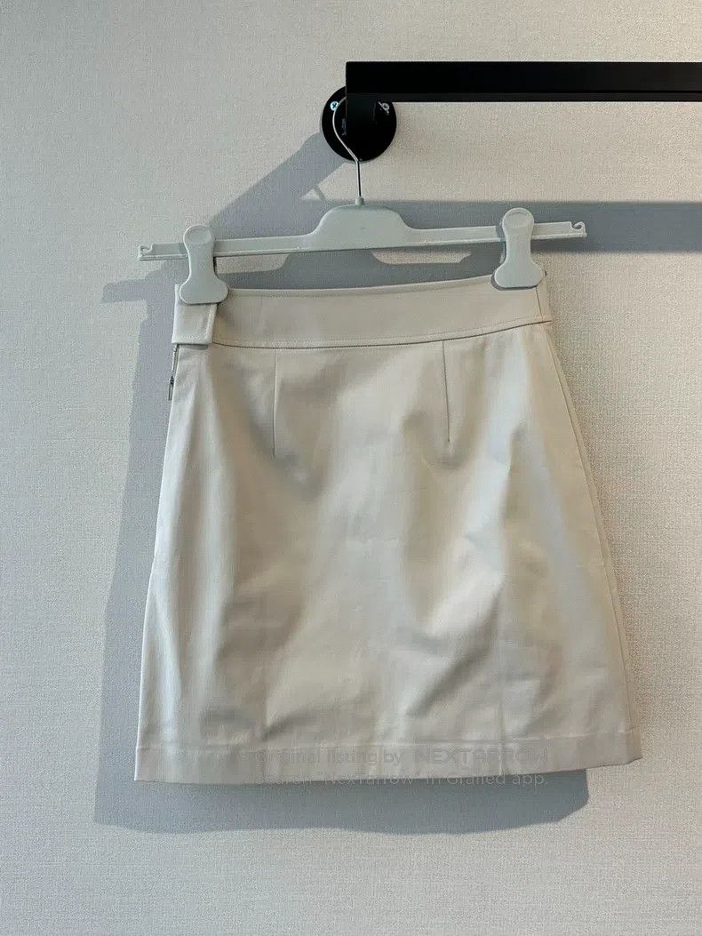 Hermes Hermes Grey leatherette short skirt Size 42" / US 20 - 5 Thumbnail