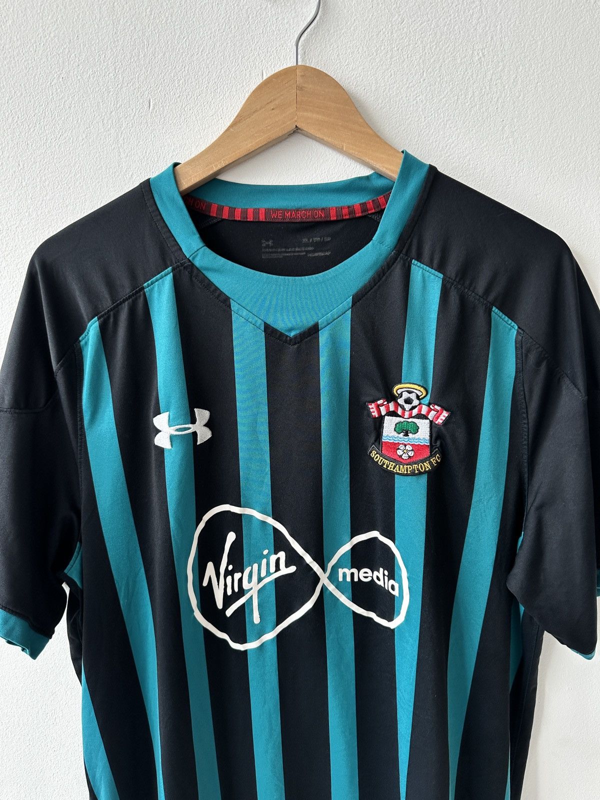 Under Armour Under Armour Southampton 2017/2018 Away Football Jersey Size US XL / EU 56 / 4 - 5 Thumbnail