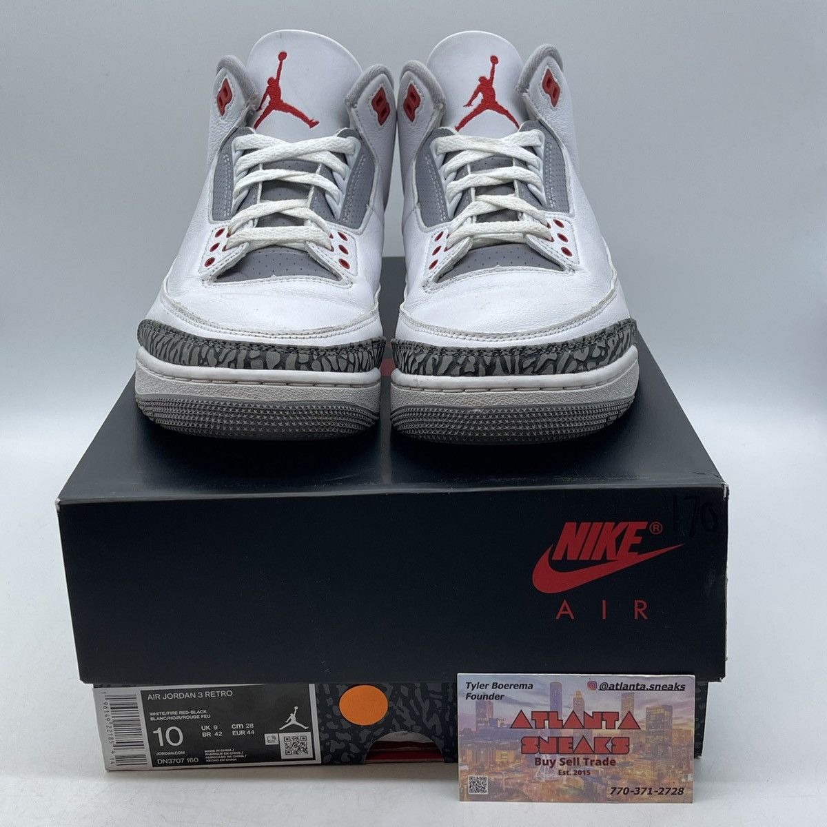 Jordan Brand Air Jordan 3 fire red Size US 10 / EU 43 - 2 Thumbnail
